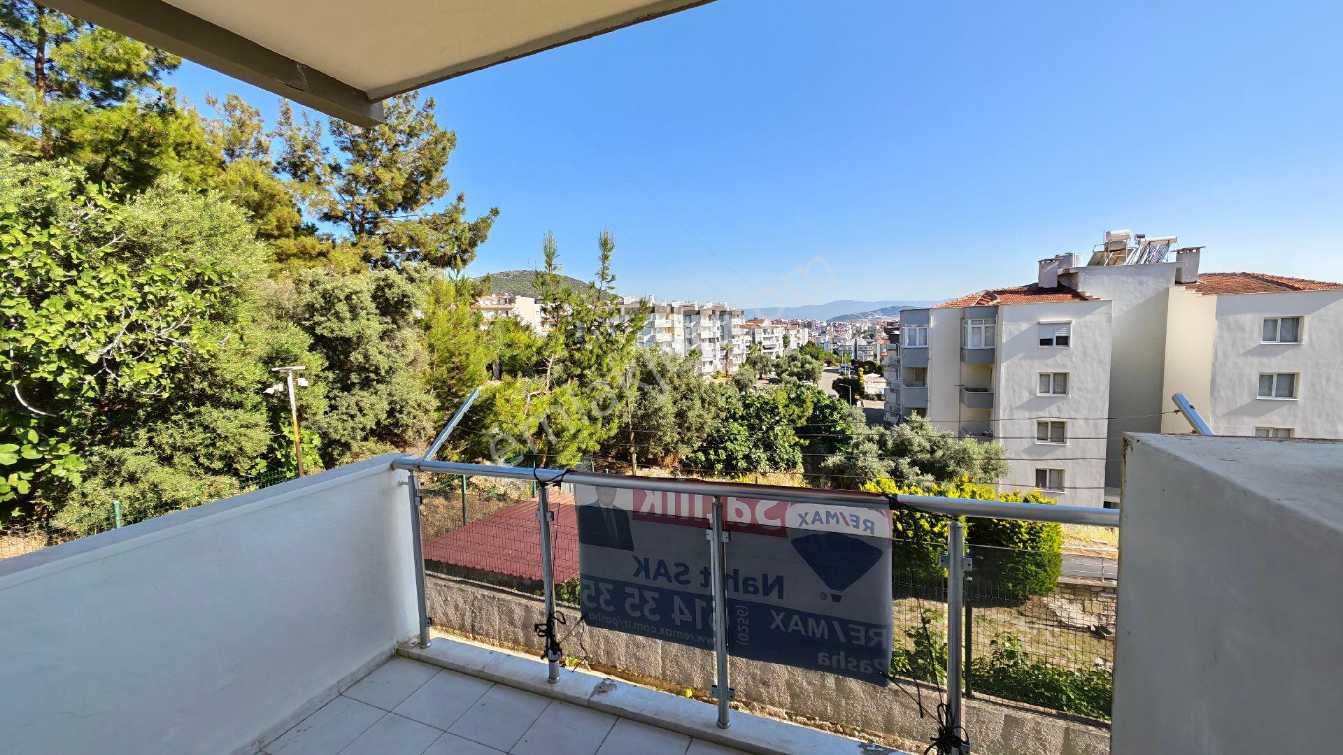 Kuşadası'nda Havuzlu Site İçinde 167 M2 3+1 Daire - Görsel 25
