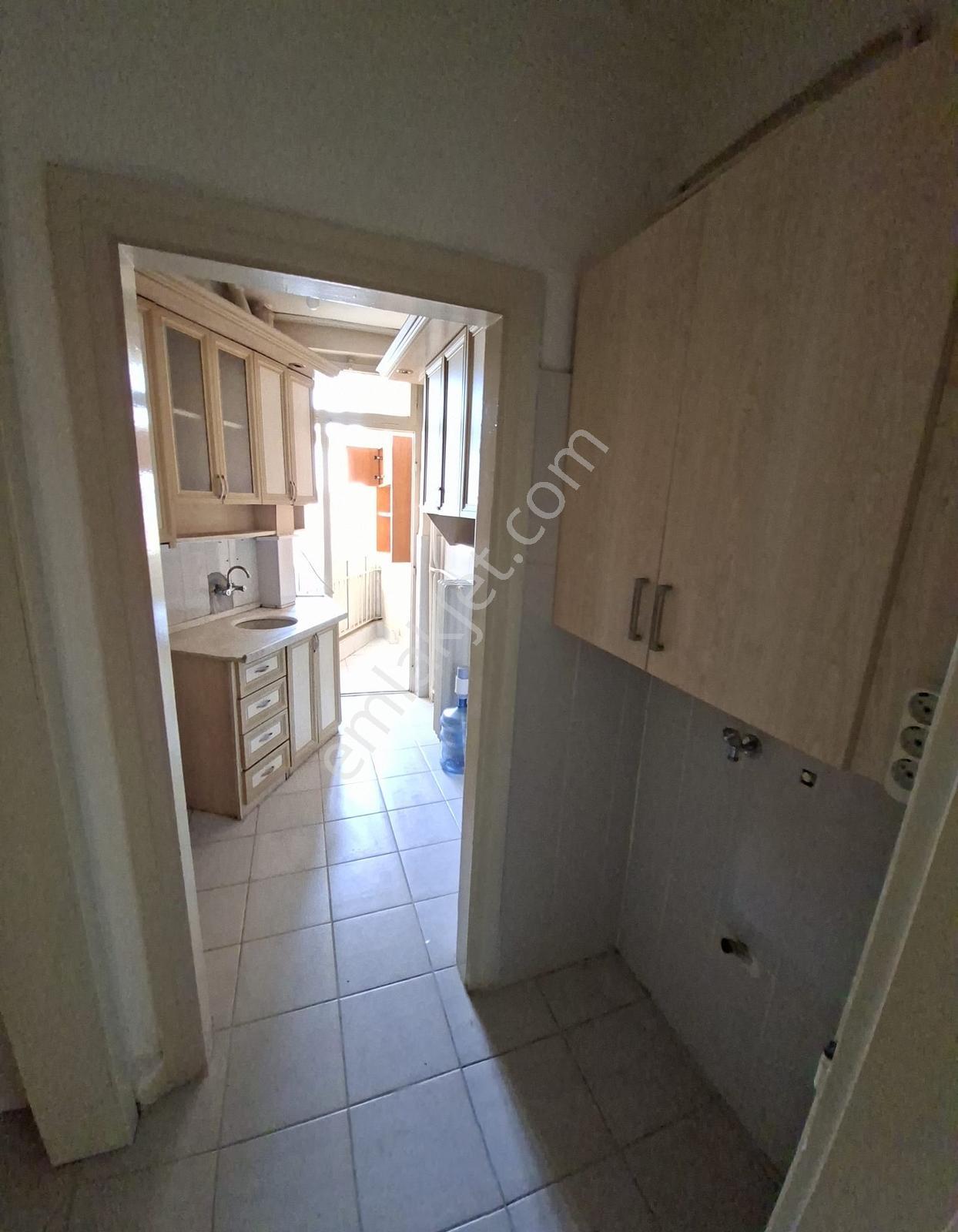 Çarşı Merkezde Gazi Lisesi Karşısı Kiralık 2+1 Daire - Görsel 21