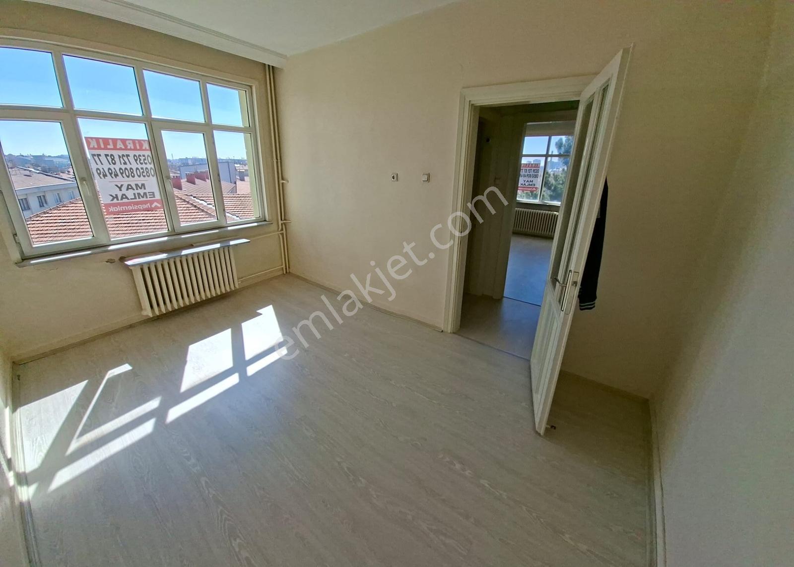 Çarşı Merkezde Gazi Lisesi Karşısı Kiralık 2+1 Daire - Görsel 13