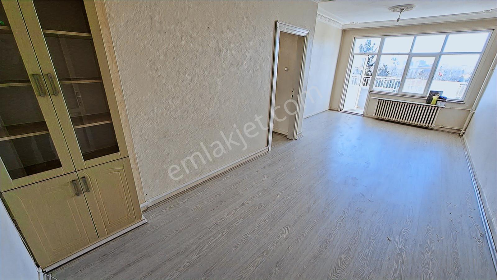 Çarşı Merkezde Gazi Lisesi Karşısı Kiralık 2+1 Daire - Görsel 26