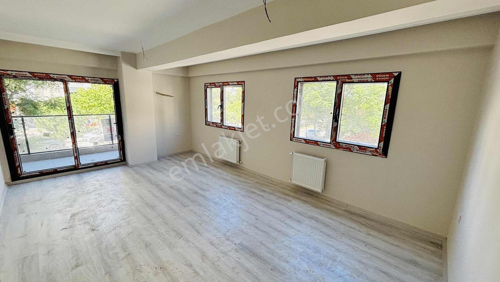Sıfır Binada-kullanışlı Kat Planı, Çift Banyolu -geniş 3+1 Daire - Görsel 4