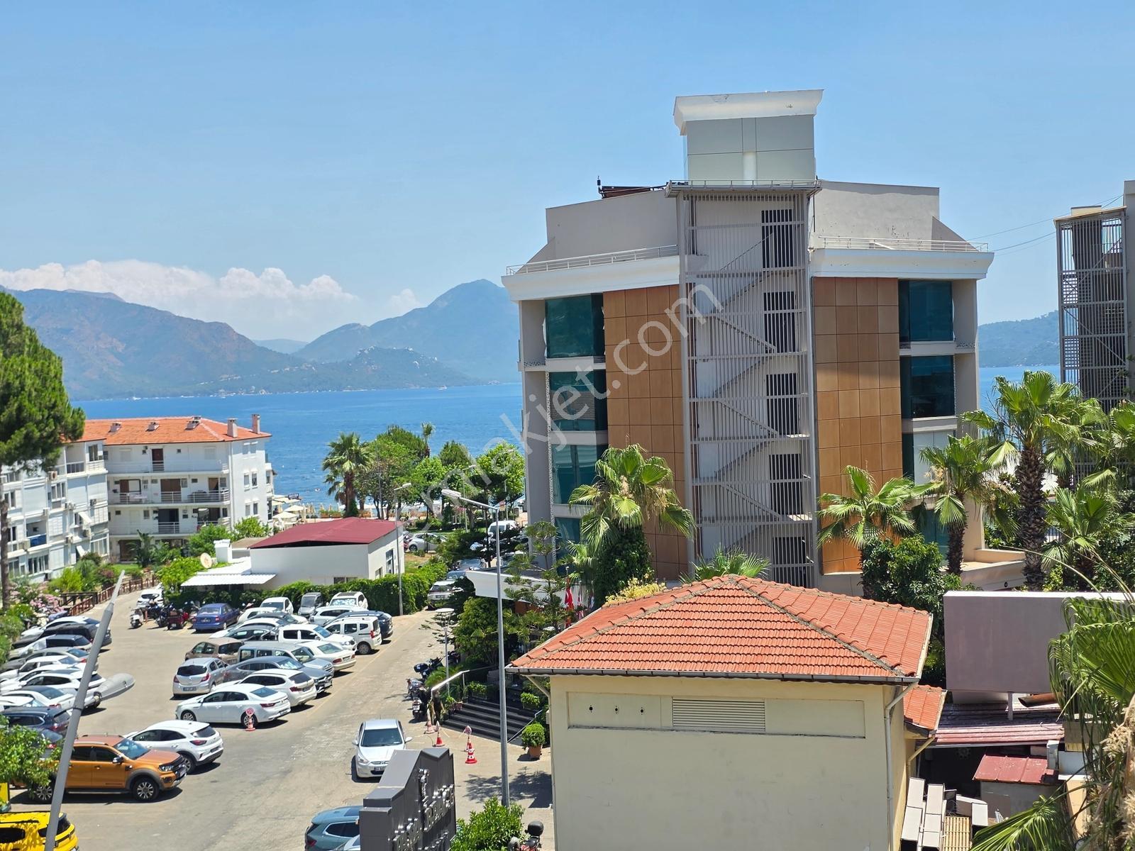 Marmaris Siteler 'de Asansörlü Full Deniz Manzaralı Kiralık 2+1