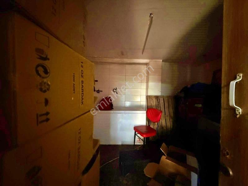Şirinevler Meydan'da Devren Kiralık 5 Bölümlü 250m² Dükkan - Görsel 19