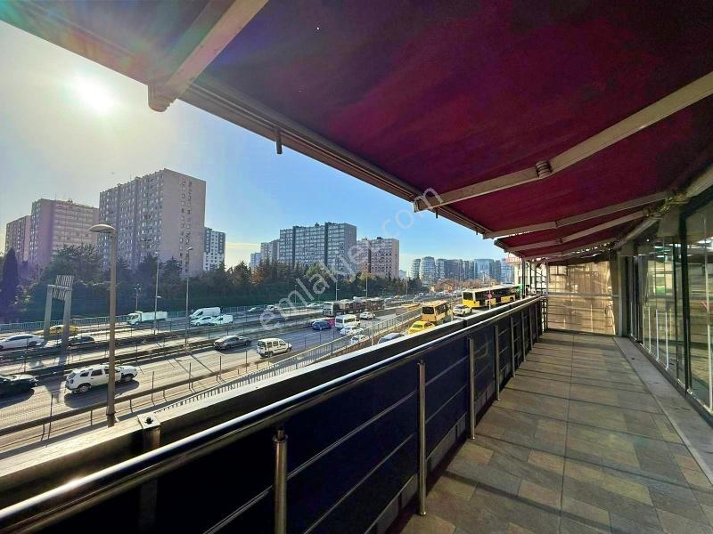 Şirinevler Meydan'da Devren Kiralık 5 Bölümlü 250m² Dükkan - Görsel 16