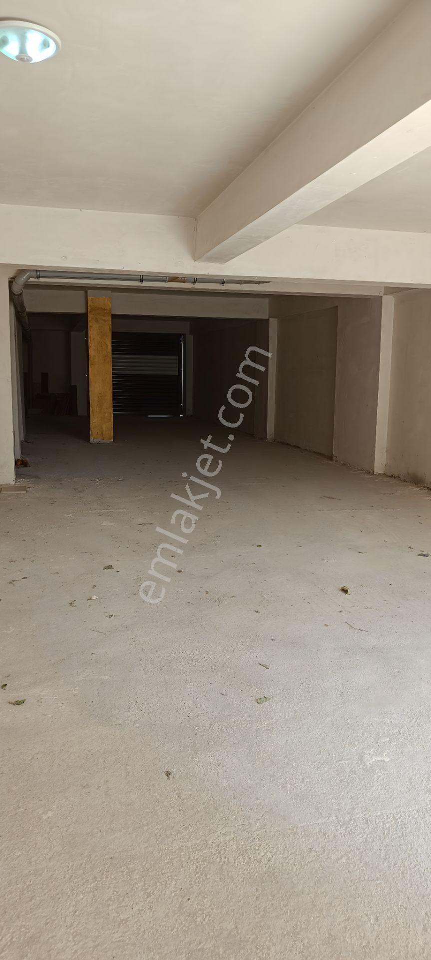 Karacabey Gazi Mahallesi 270 M² Satılık 5+1 Dubleks Daire - Görsel 24