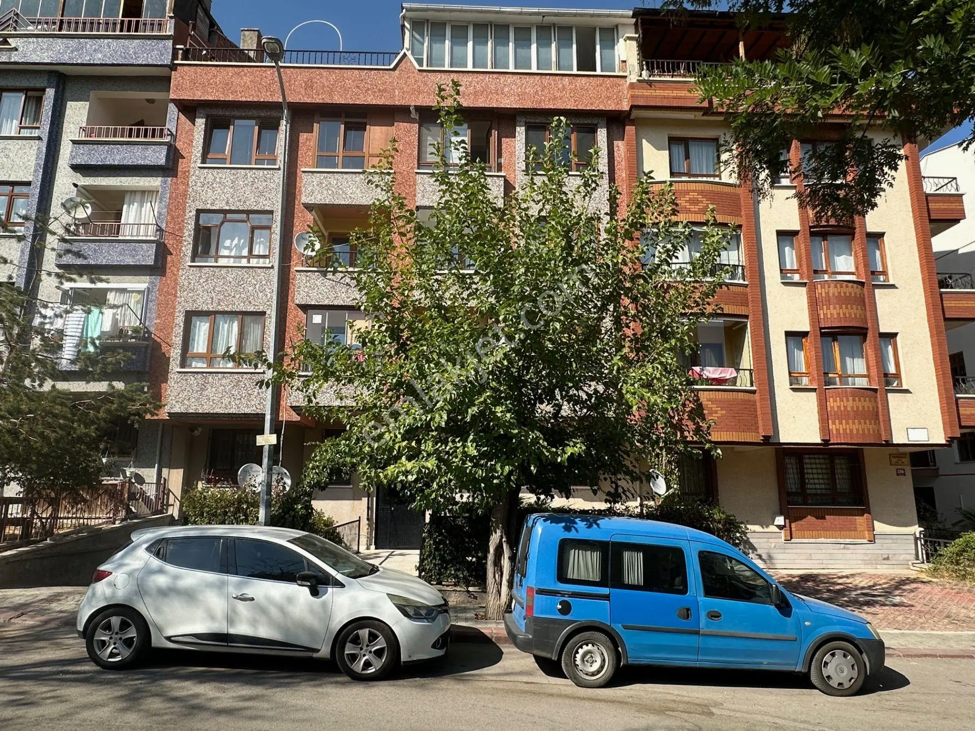Turyap'tan Orta Doğu Hastanesi Karşısında Yüksek Getiri Potansiyelli Fırsat Daire Satılıktır - Görsel 2