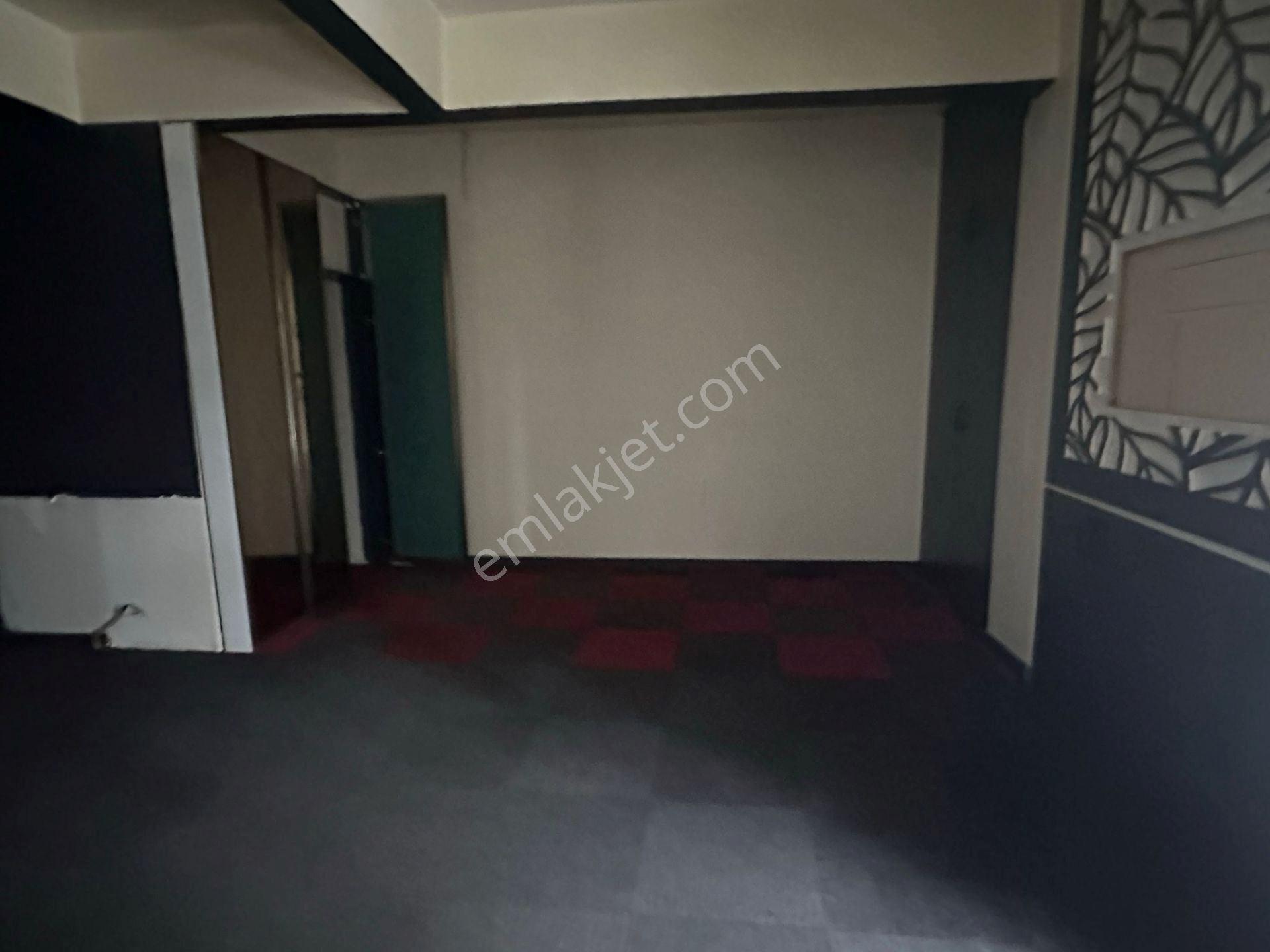 Güneşli 15 Temmuz Mah Gülbahar Caddesi Yakını Kiralık Dükkan - Görsel 19