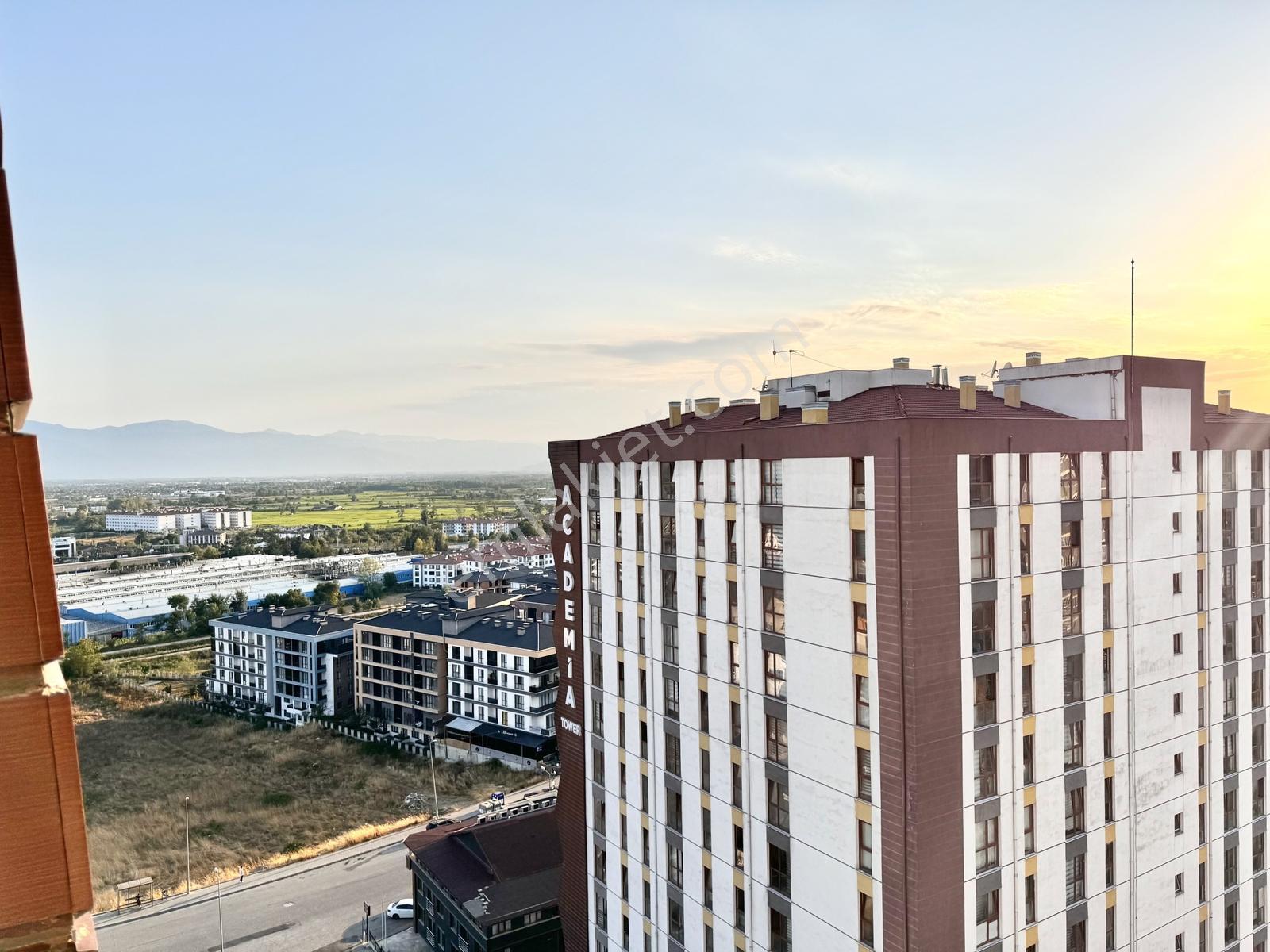 Düzce Üniversitesi Cafeler Bölgesinde Ana Cadde Üzeri Eşyalı 1+1 - Görsel 5