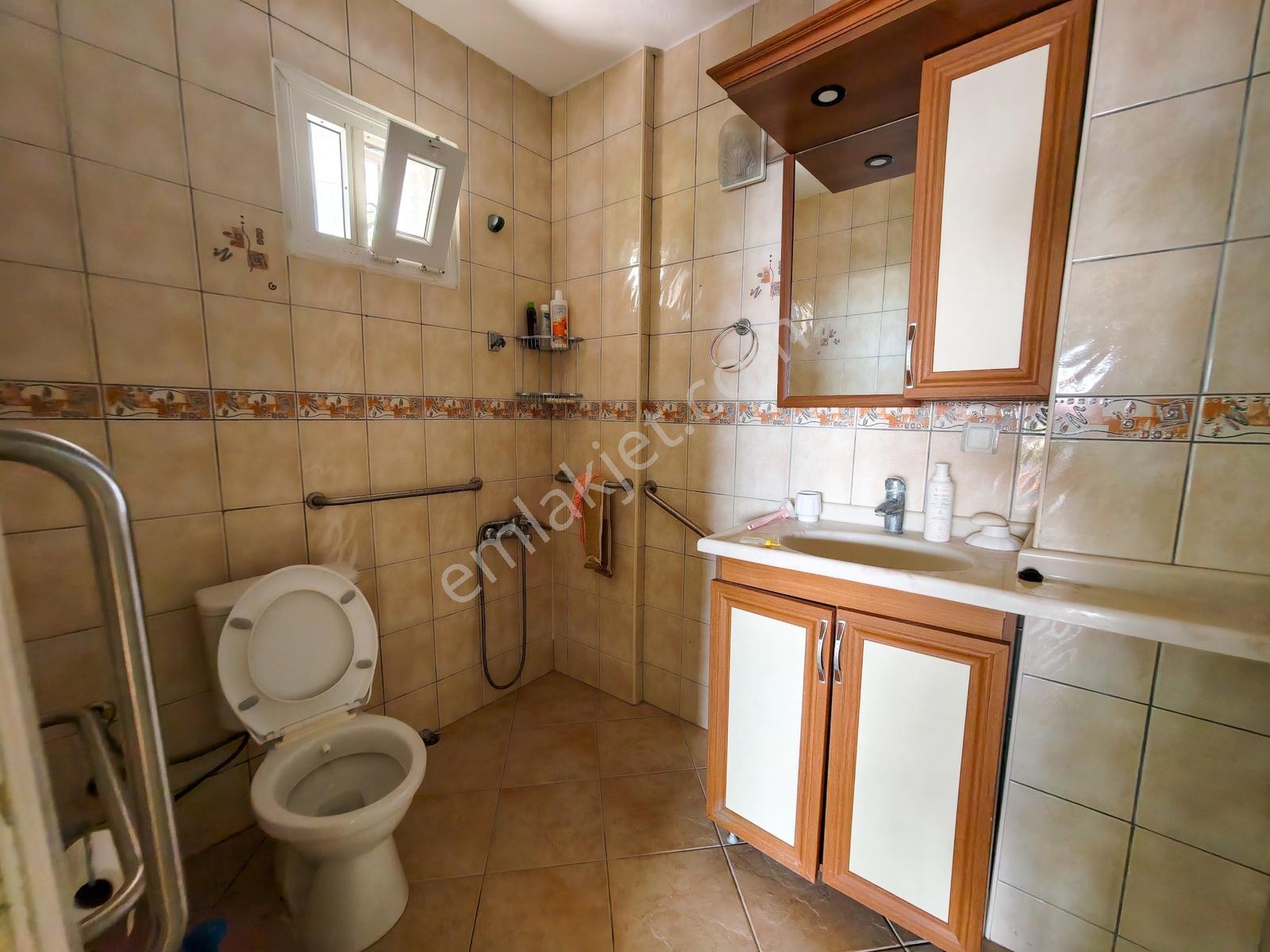 Akbük Merkezde Denize Yakın Satılık 4+1 Müstakil Villa Havuzlu - Görsel 19