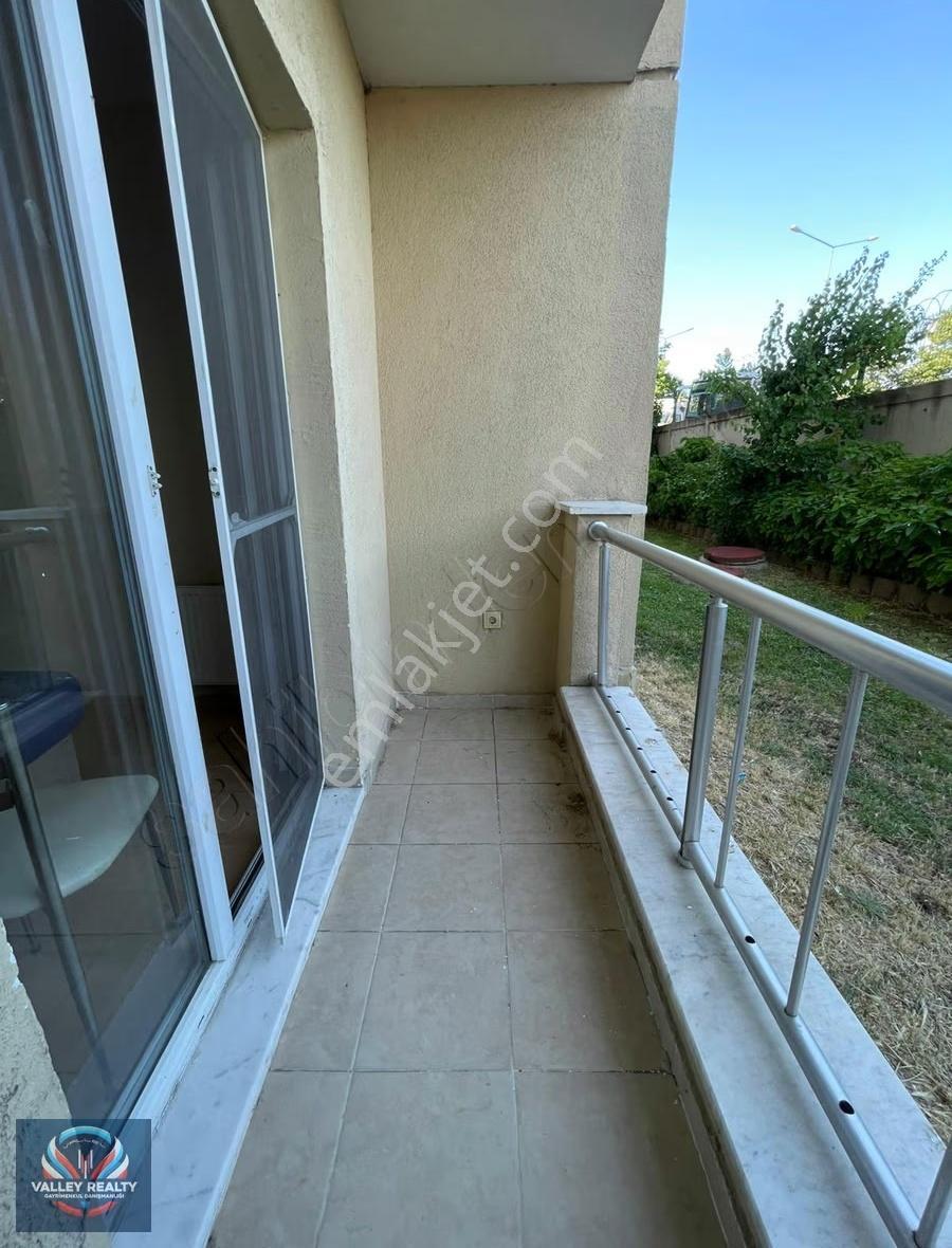 Valley'den Zafer Mah. Havuzlu Site İçerisinde Satılık 1+1 Daire! - Görsel 8