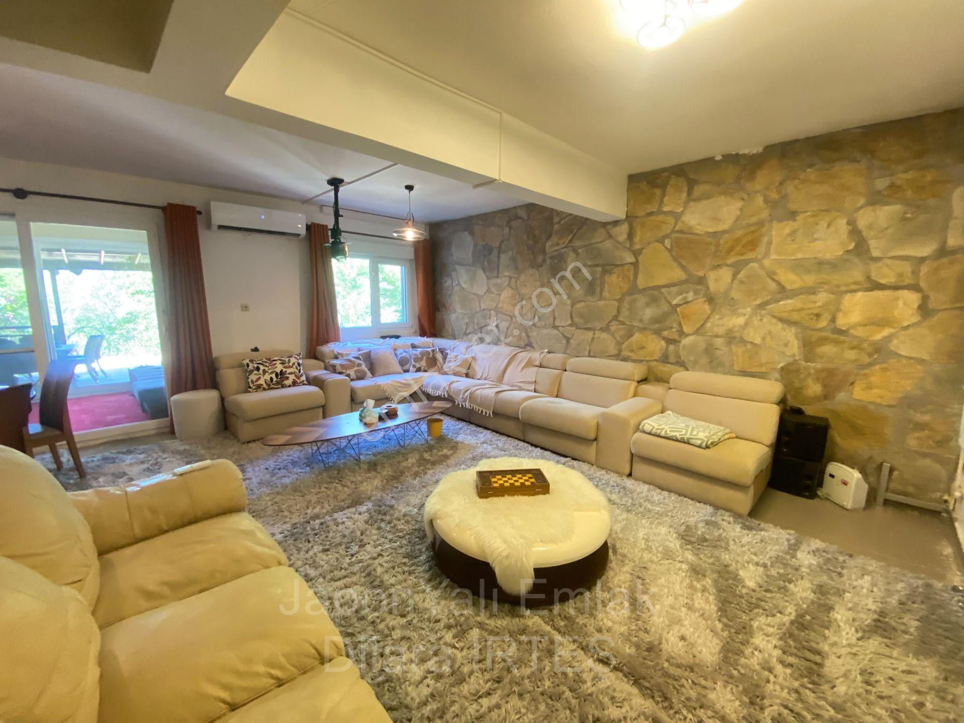 Urla Zeytinliköyde Deniz Ve Orman Manzaralı Müstakil Özel Villa - Görsel 35