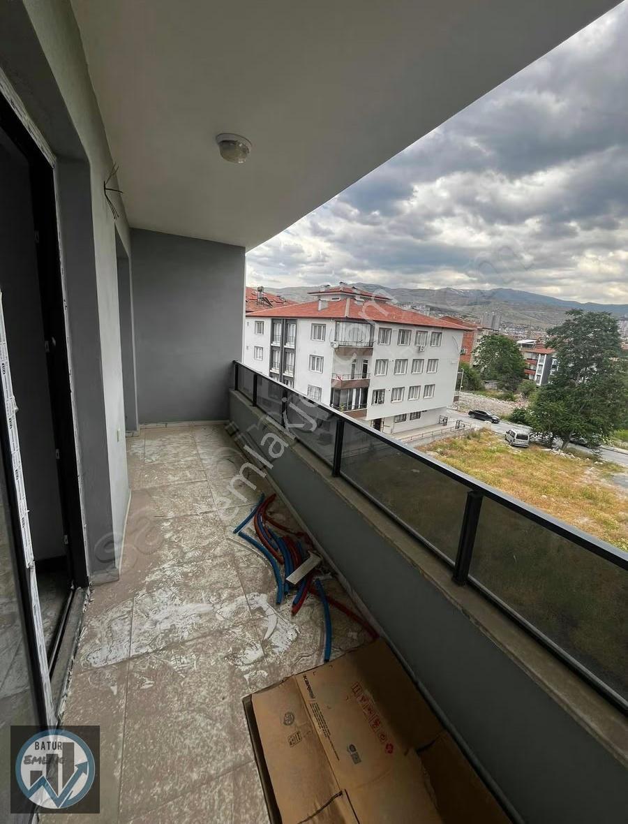 Batur Gayrimenkul'den Merkez'de Satılık Daire - Görsel 2
