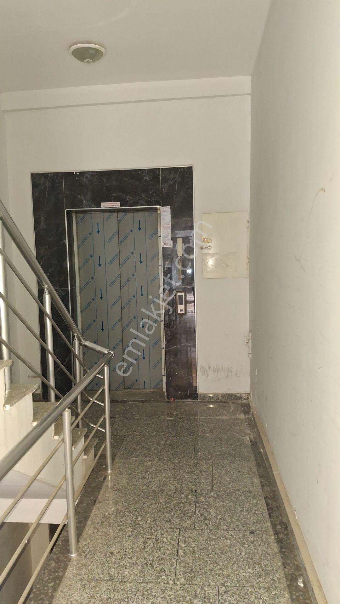 Çarşı İçi, Valiliğe 100m Net 46m² 1+1 Kiralık Daire - Görsel 21