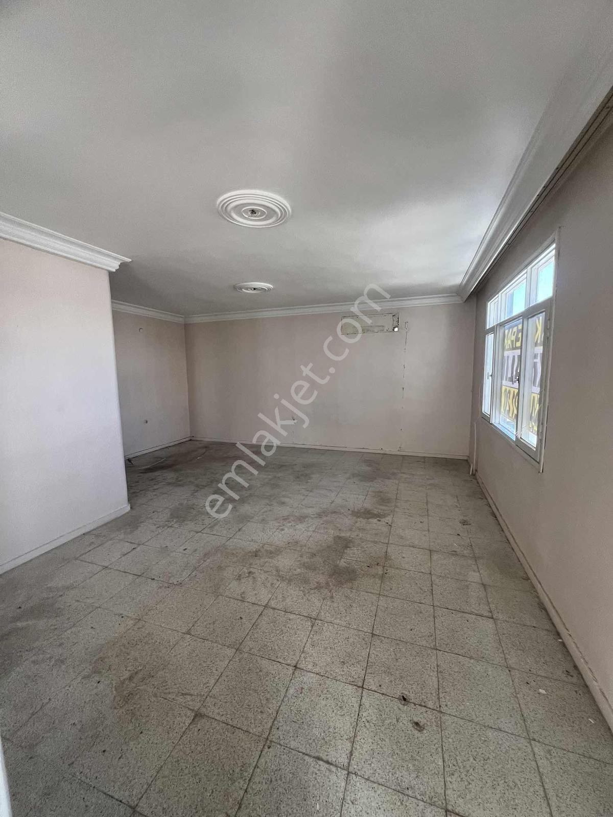 Kulepark~farkıyla~iller~bankası~civarı~3+1~k~mutfak~teras~balkon - Görsel 13