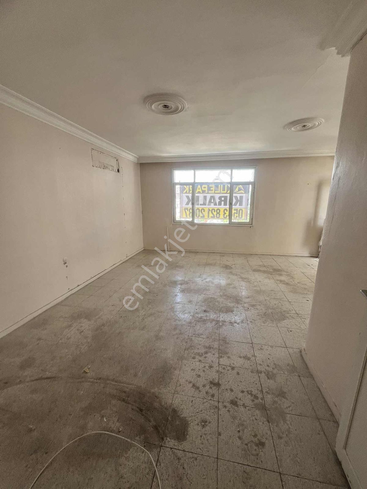 Kulepark~farkıyla~iller~bankası~civarı~3+1~k~mutfak~teras~balkon - Görsel 24