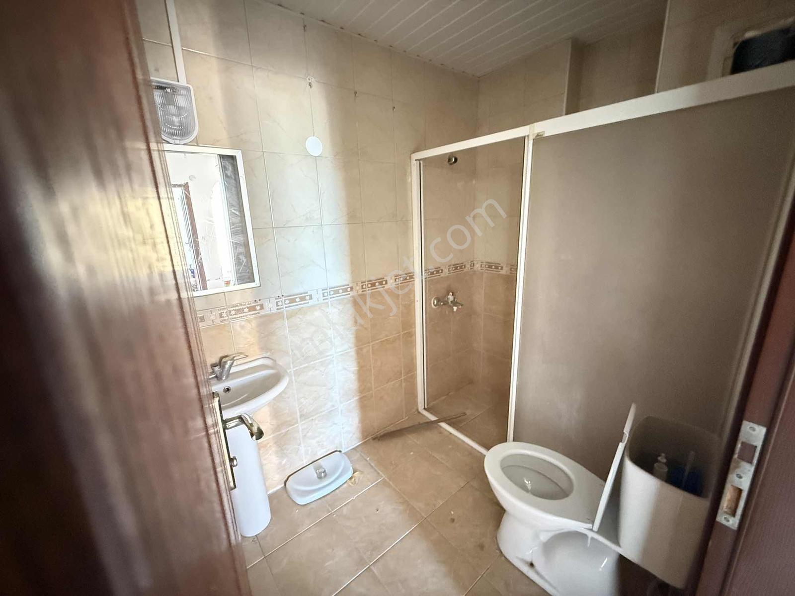 Kepez Kuzeyyaka Mahallesinde Kiralık 2+1 3.kat 90m2 - Görsel 9