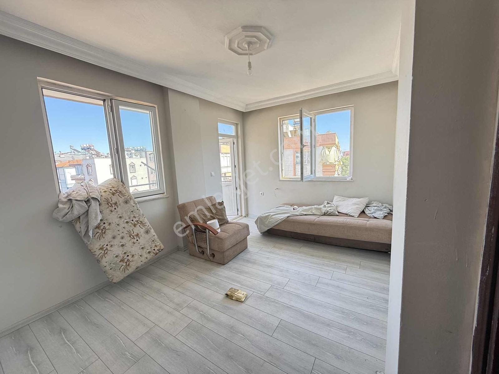 Kepez Kuzeyyaka Mahallesinde Kiralık 2+1 3.kat 90m2 - Görsel 10