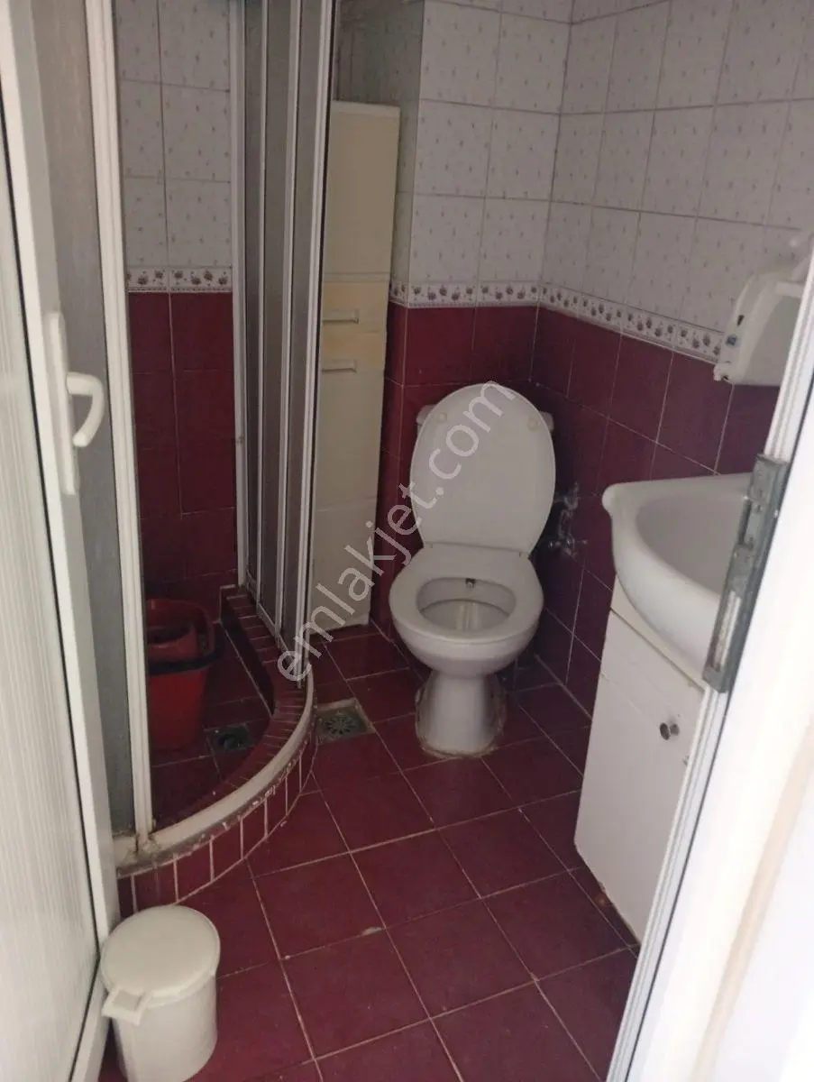 Kocamustafapaşa Yedi Şehitler Sokakta Kiralık Daire - Görsel 10
