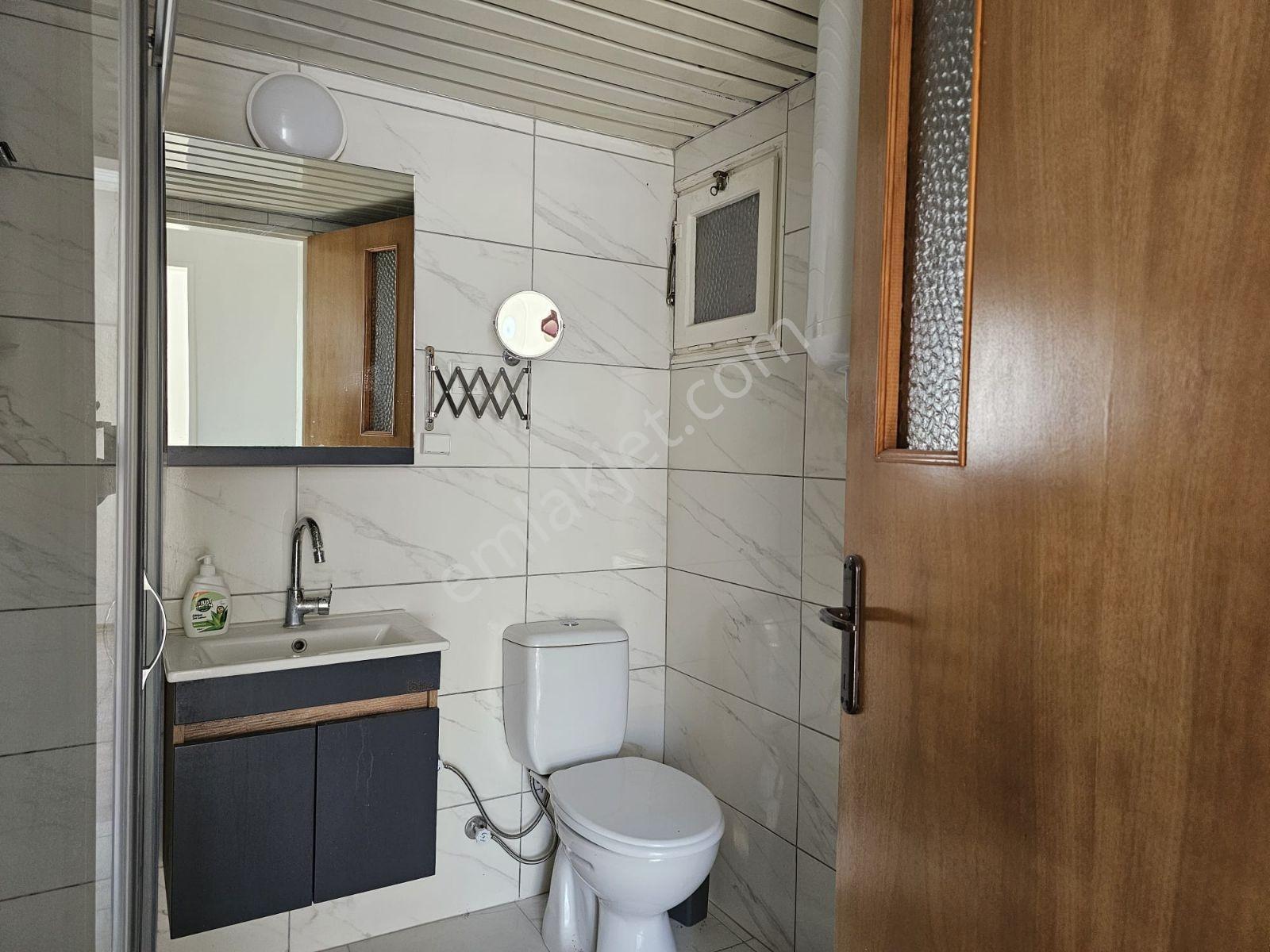 Fener Mah.astur Sitesinde Kiralık 3+1 Daire - Görsel 11