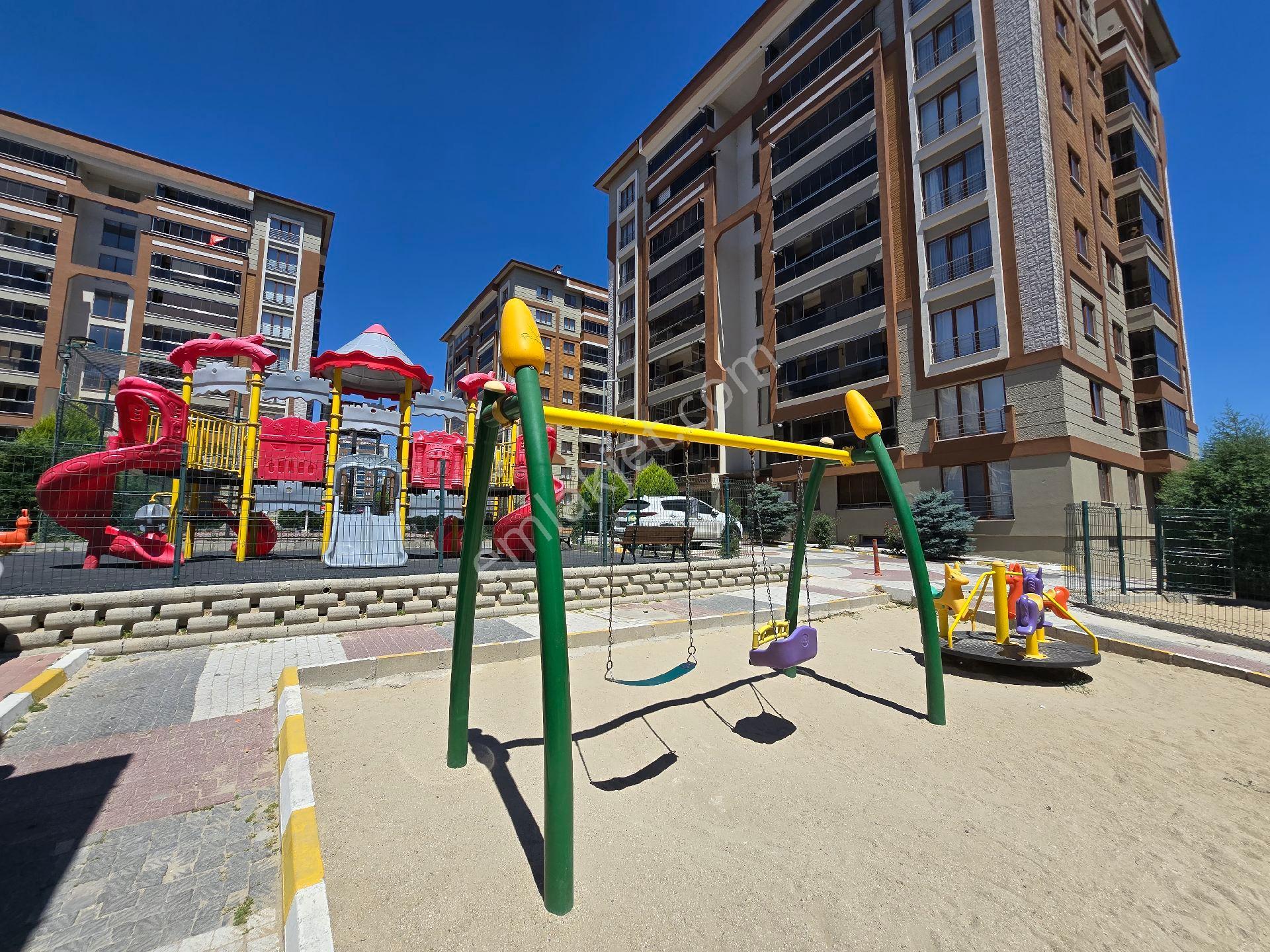 Re/max Land'den | Kervancı Cıty 3'te Havuzlu Sitede Fırsat 2+1 Daire! - Görsel 20