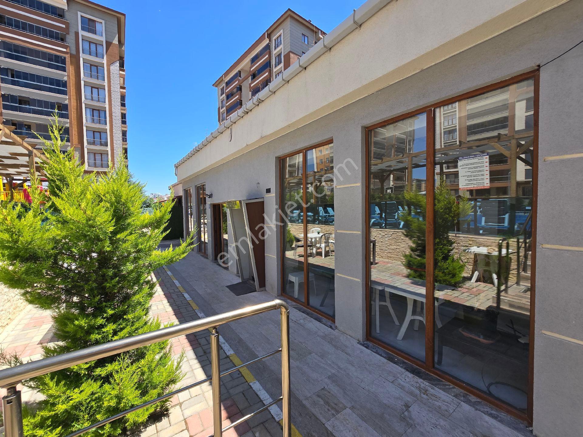 Re/max Land'den | Kervancı Cıty 3'te Havuzlu Sitede Fırsat 2+1 Daire! - Görsel 18