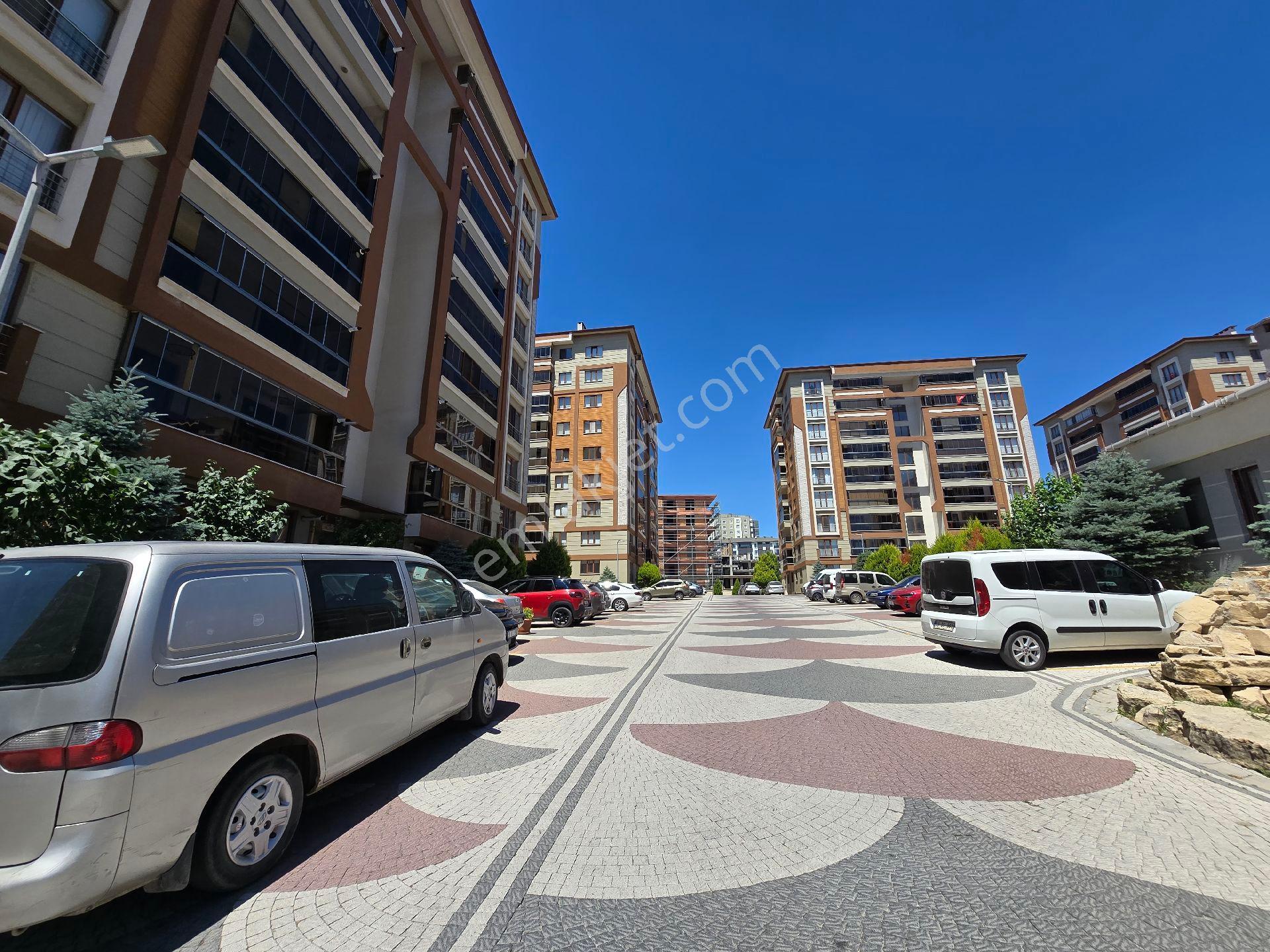 Re/max Land'den | Kervancı Cıty 3'te Havuzlu Sitede Fırsat 2+1 Daire! - Görsel 22