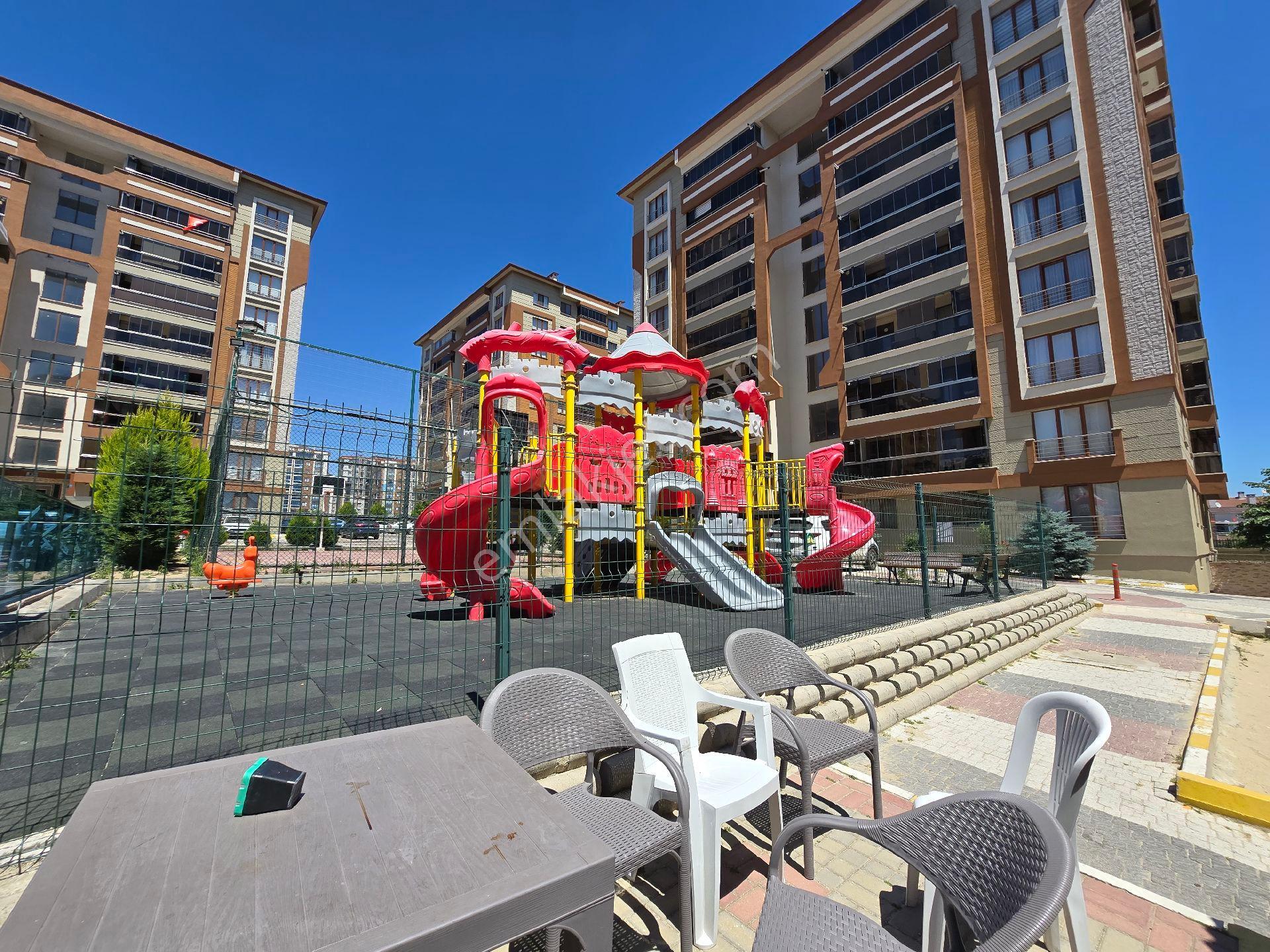 Re/max Land'den | Kervancı Cıty 3'te Havuzlu Sitede Fırsat 2+1 Daire! - Görsel 19