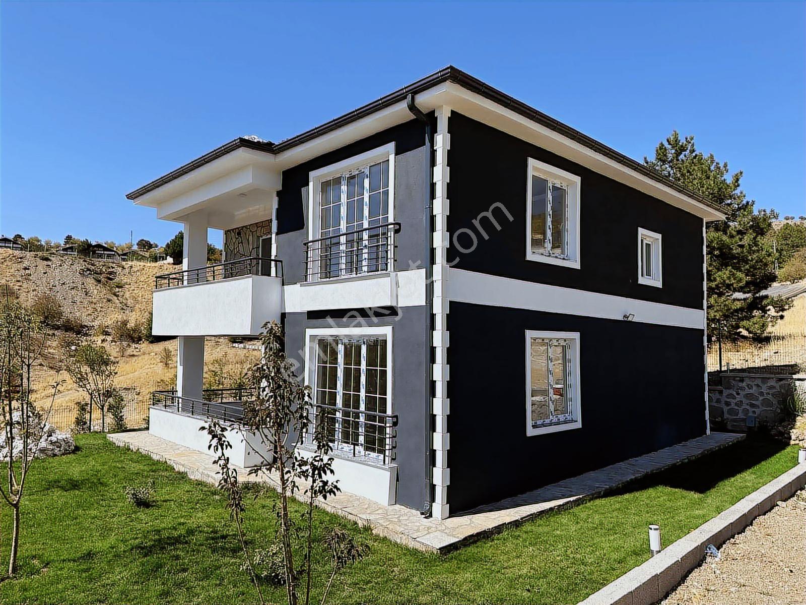 Ayaş Merkezde 2 Katlı Sıfır Ev Ve Hazır Düzen Bahçesi - Görsel 5