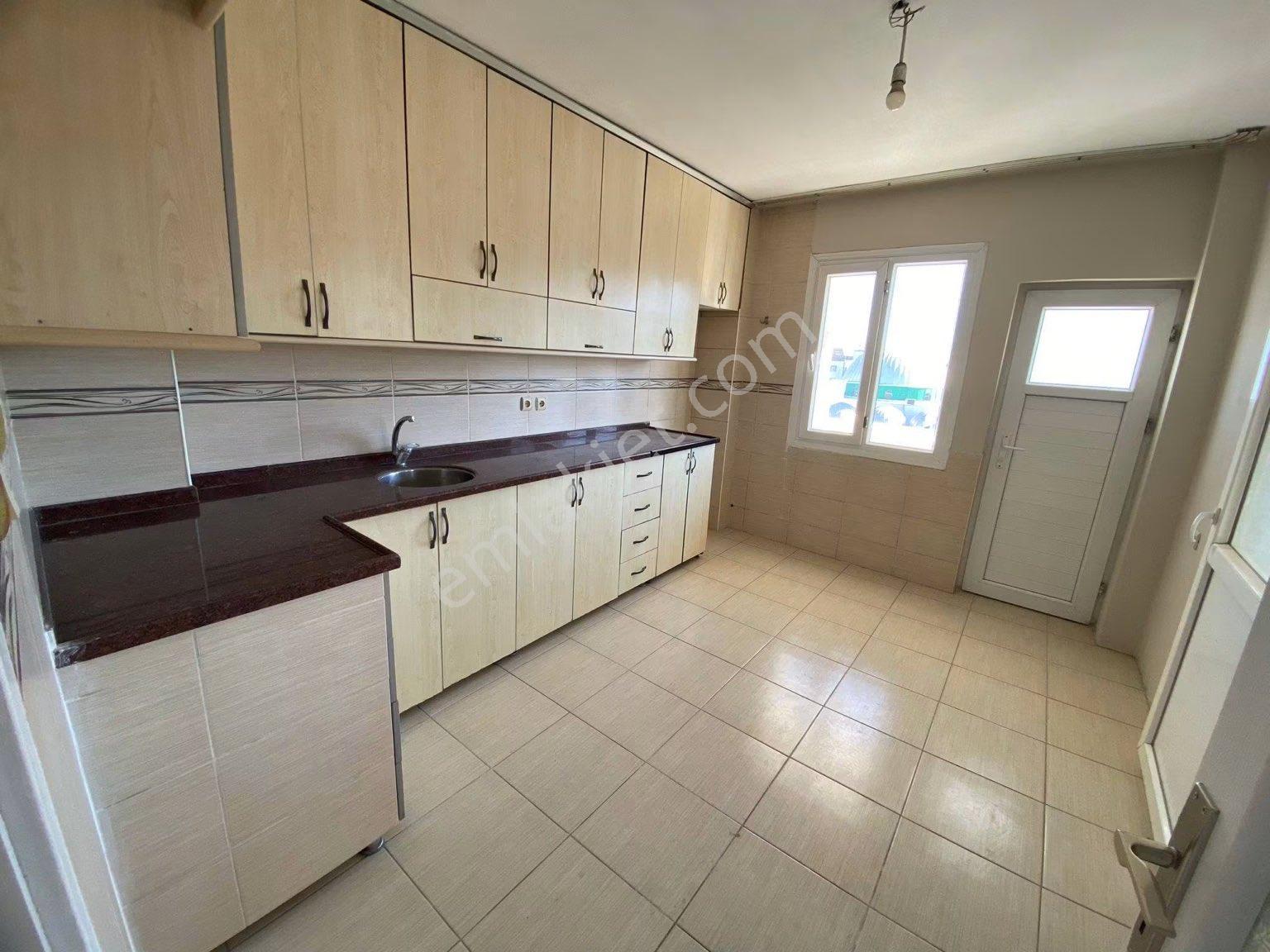 İsmetpaşa’da Kaçırılmayacak Fırsat! Geniş Oturumlu 4+1 Müstakil Kiralık Ev - Görsel 11