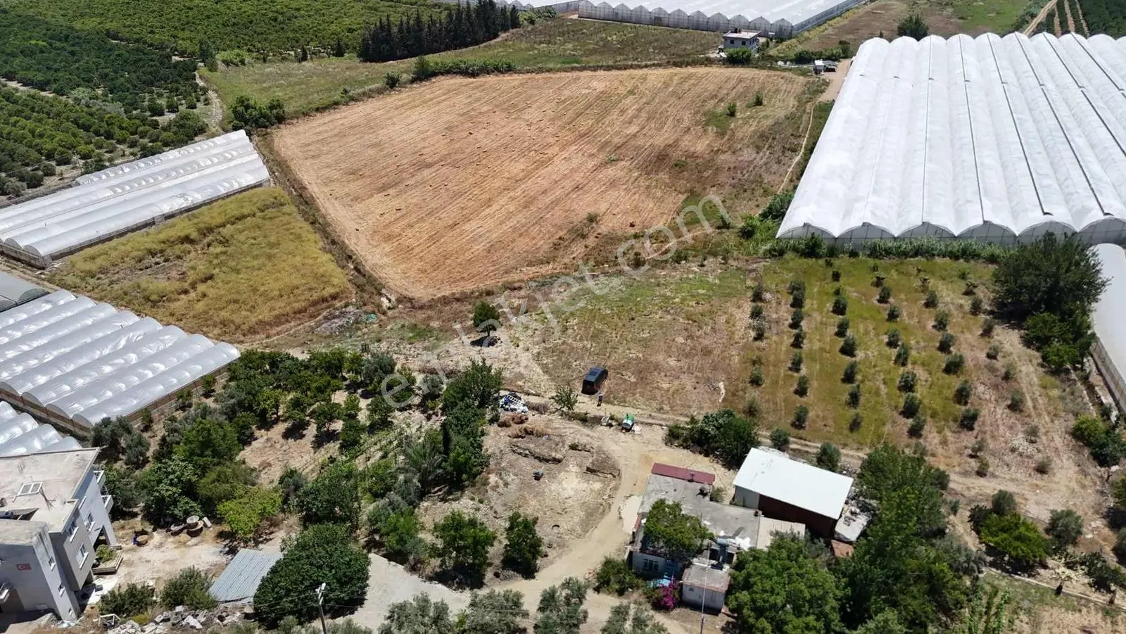 Çakış'da 2,5dönüm Satılık Arsa