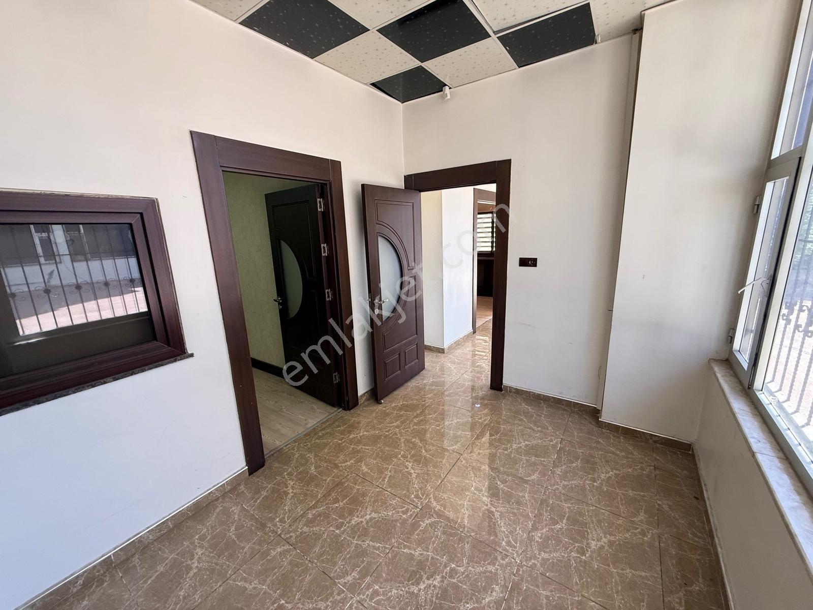 75. Yıl Mah. Gap Gross Civarında Cadde Üstü Kiralık Dükkan - Görsel 16
