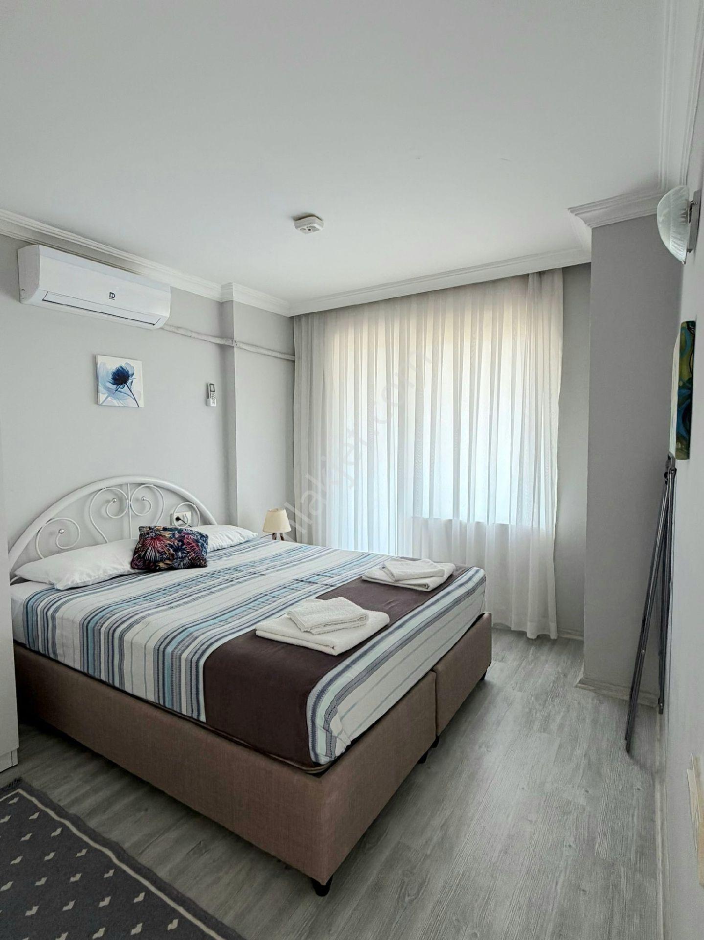 Kuşadası Marinada Denize Sıfır Aylık,sezonluk(3ay) Kiralık 1+1 Eşyalı Daire - Görsel 15