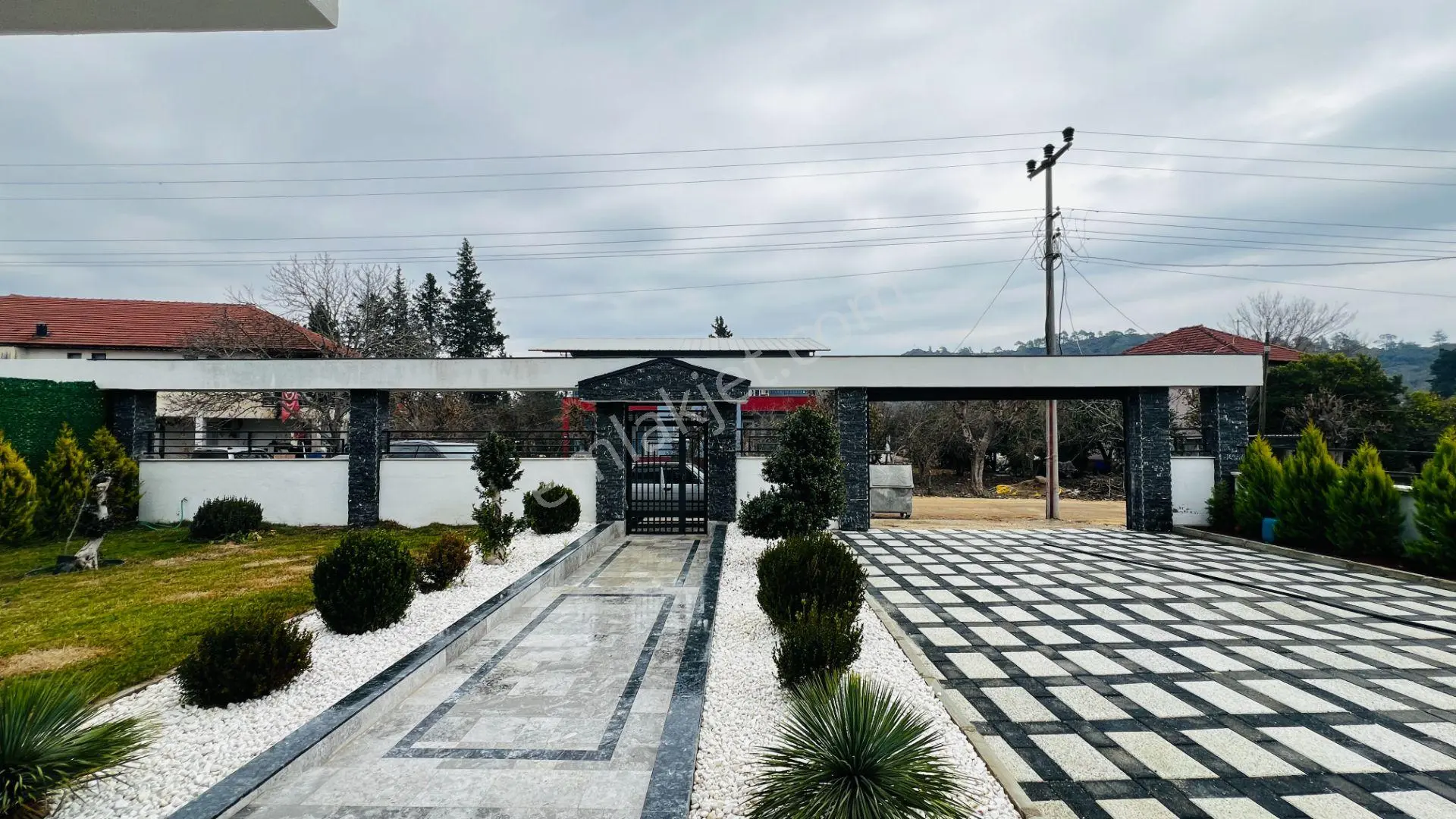 Kemerde 1176 M² Arsa Üzerinde Satılık Villa. ! - Görsel 7