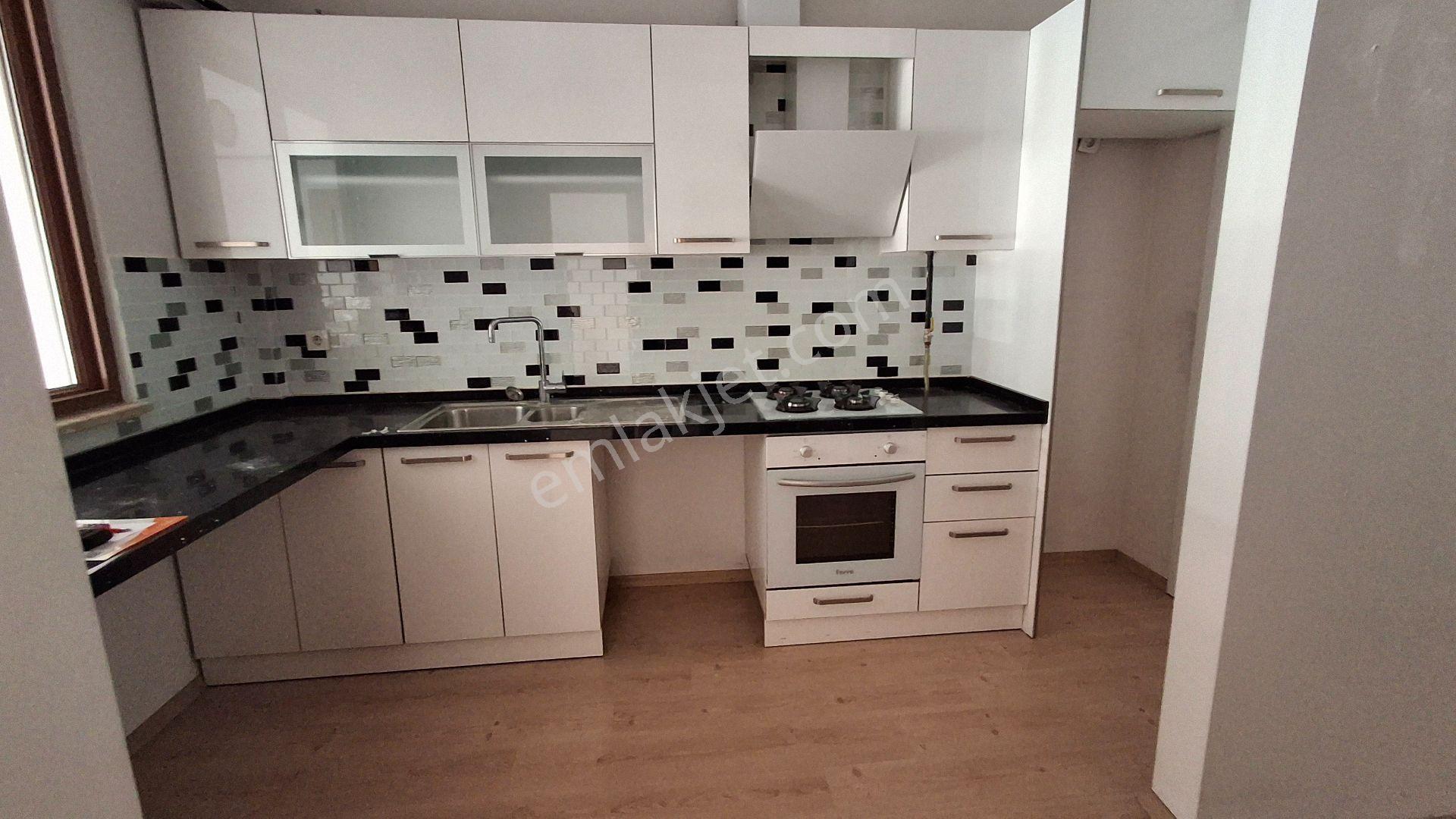 Koçyazı, Dilruba Sitesi, 1+1 Ayrı Mutfak, Net 64m² Kiralık Daire - Görsel 2