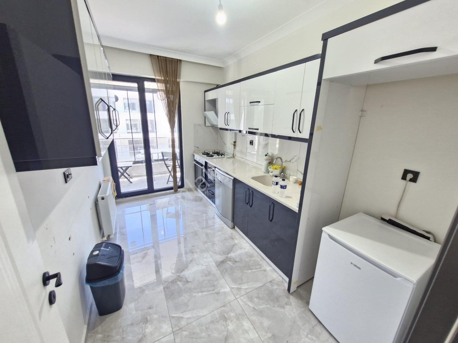 Cadde Üzeri 3+1 Doğalgazlı Ebeveny Banyolu Satılık Daire - Görsel 16