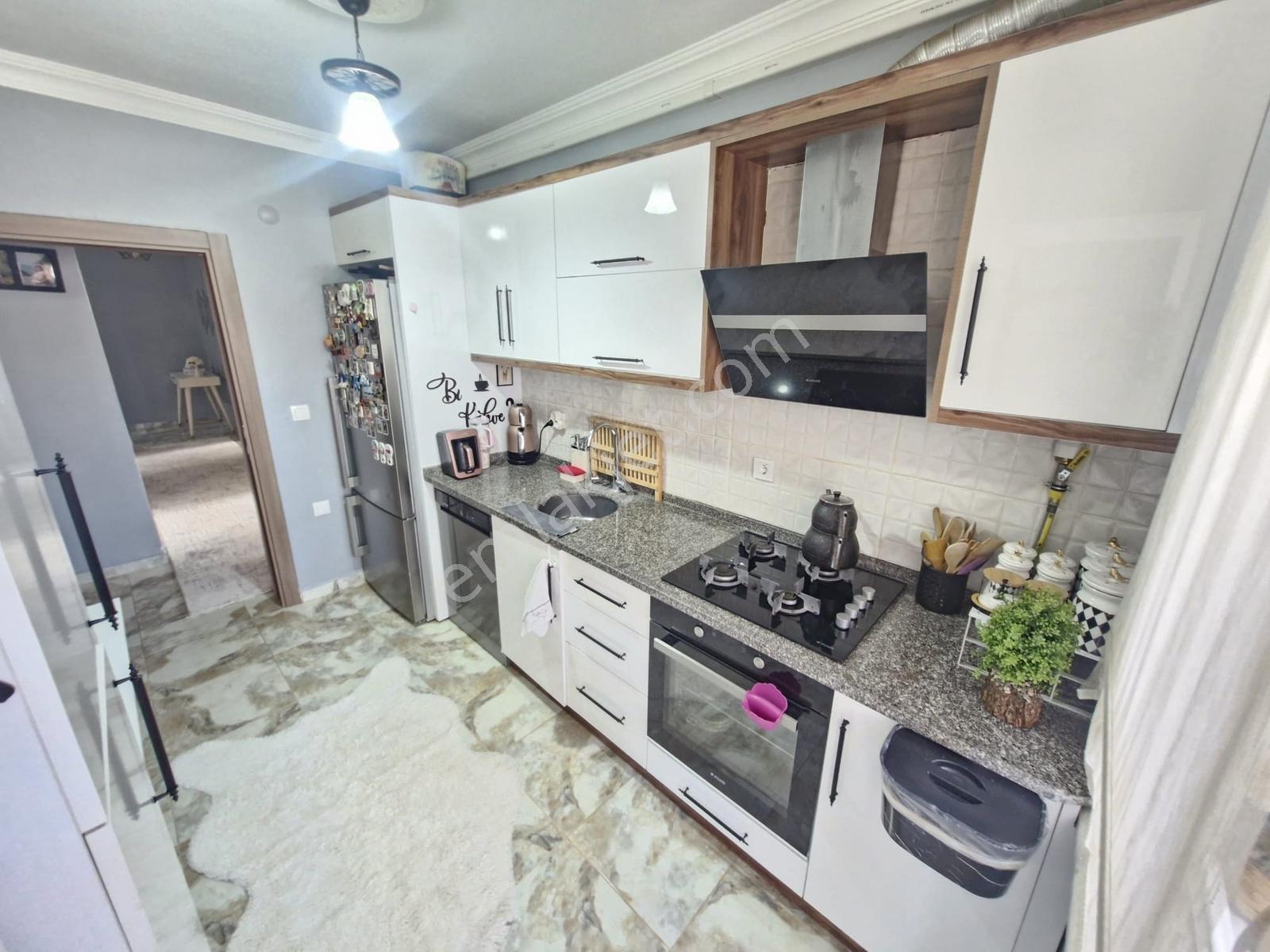 Gömeç Çarşı Merkezinde 3+1 Doğalgazlı Mükemmel Daire - Görsel 28
