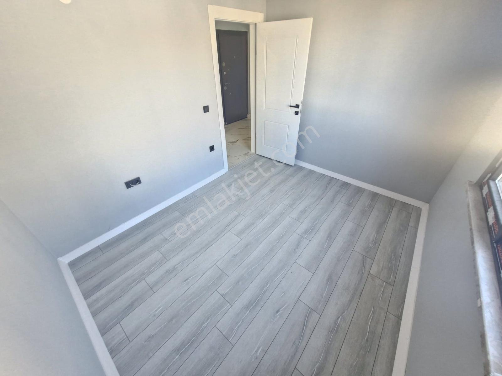 Huzur'dan Harika Konumda Satılık 2+1 Mükemmel Daire - Görsel 20