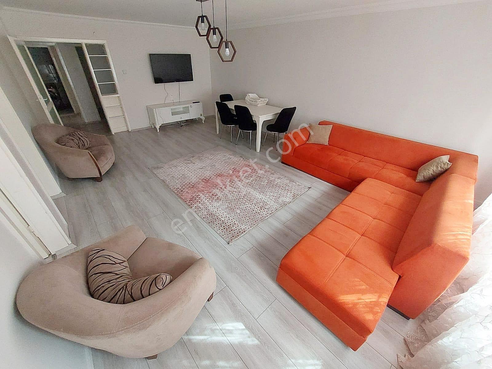 Rota'dan Cd.paraleli Müstakil Çıkışlı, Bahçe Katı Eşyalı Kiralık