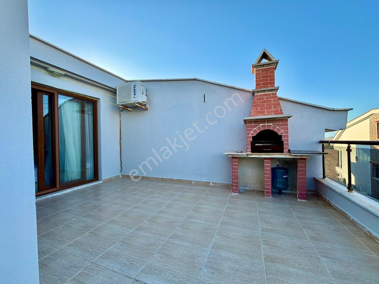 Didim’de Havuzlu Sitede Satılık 3+1 Eşyalı Dubleks Daire - Görsel 8