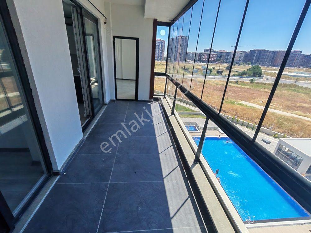 Çorlu Hürriyet Mahallesi İzsiz Towers'ta Kiralık 3+1 Lüks Daire - Görsel 3