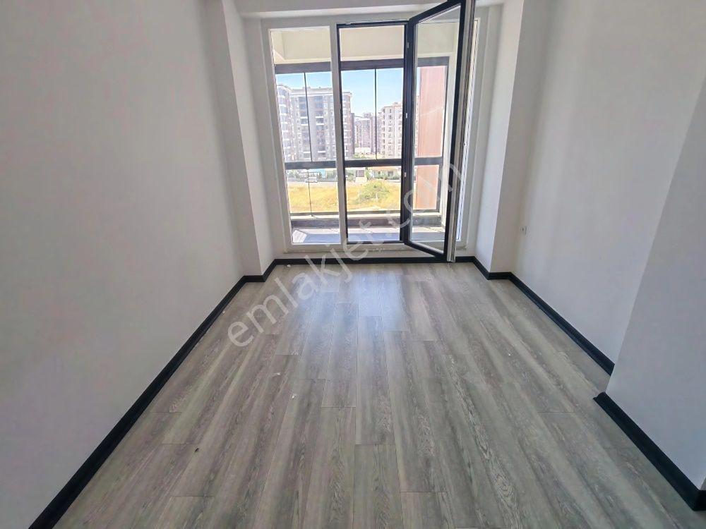 Çorlu Hürriyet Mahallesi İzsiz Towers'ta Kiralık 3+1 Lüks Daire - Görsel 19