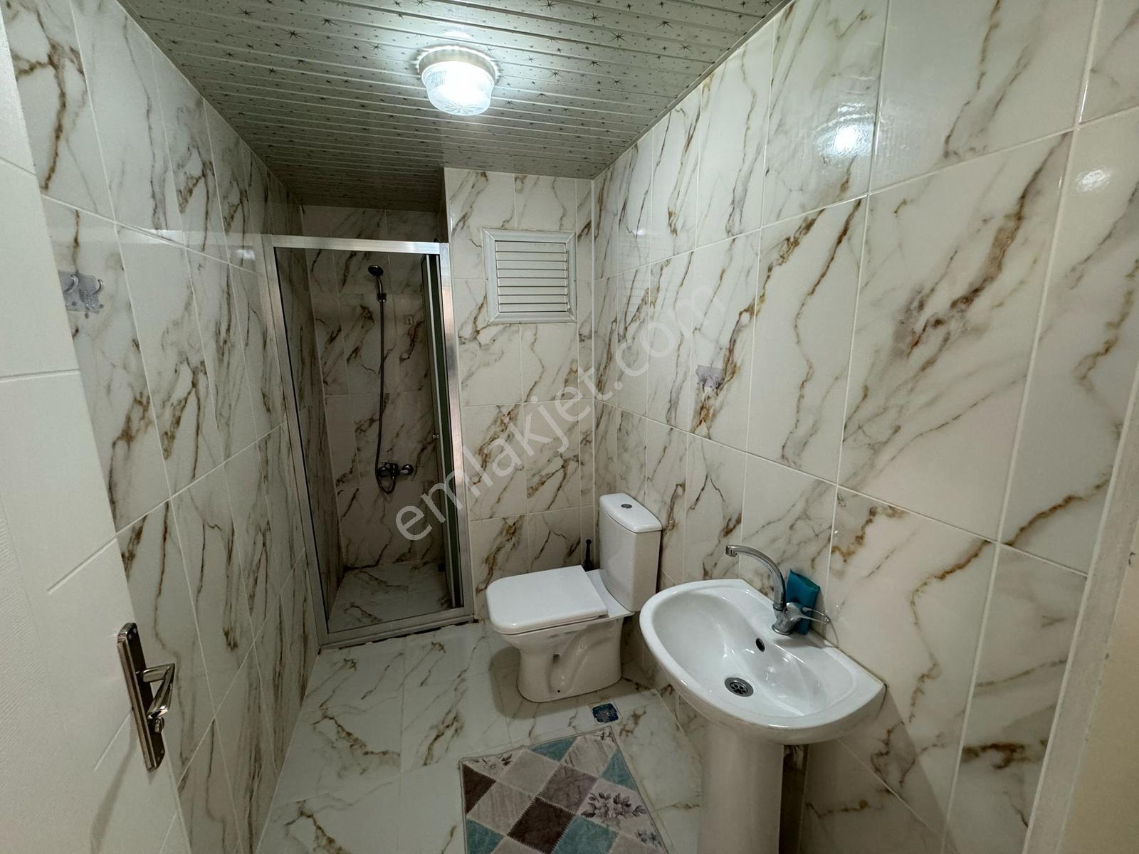 Valilik İnşaatı Yakınında 1+1 Ön Cephe Eşyalı Kiralık Daire - Görsel 15