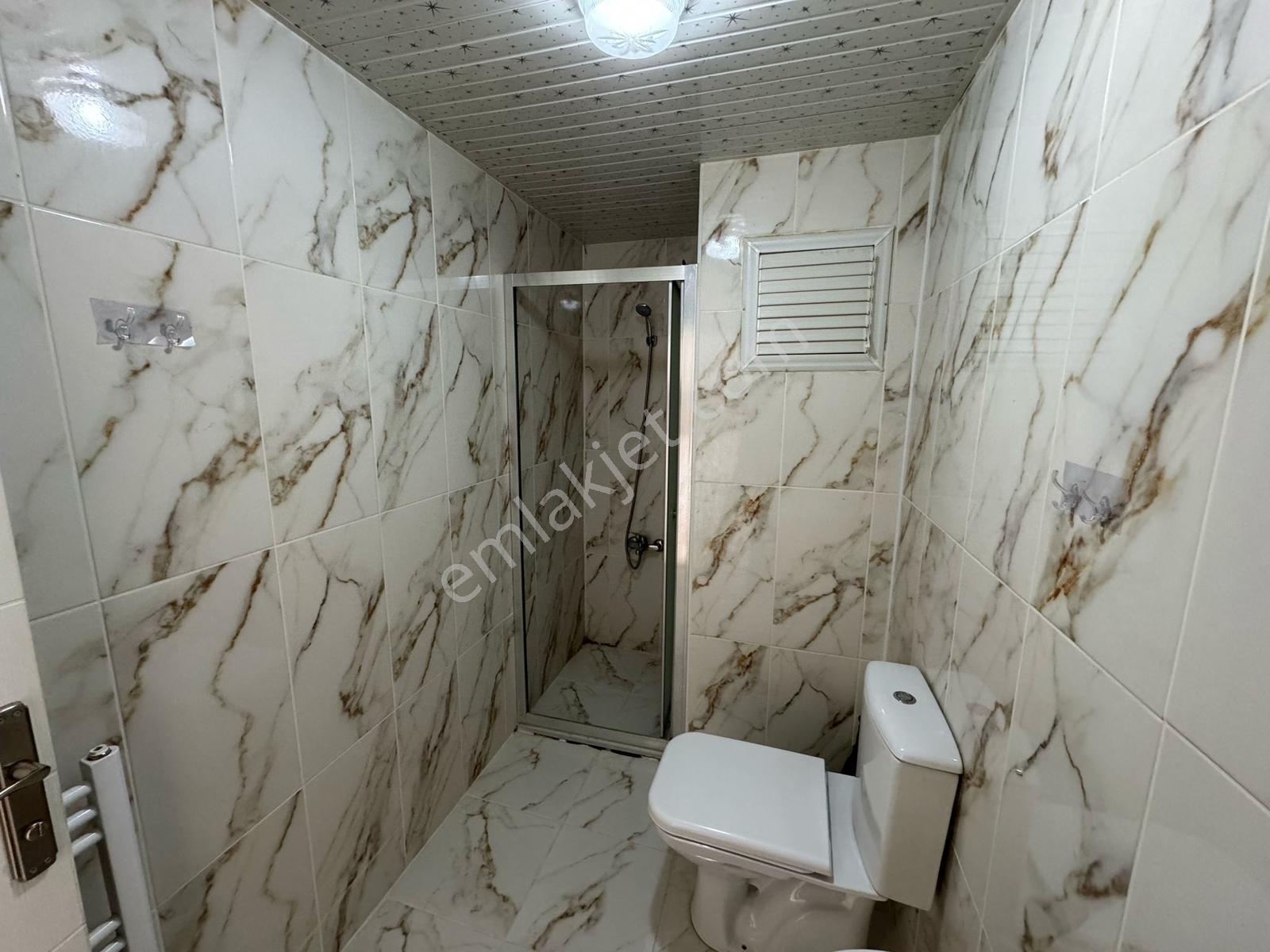 Valilik İnşaatı Yakınında 1+1 Ön Cephe Eşyalı Kiralık Daire - Görsel 8