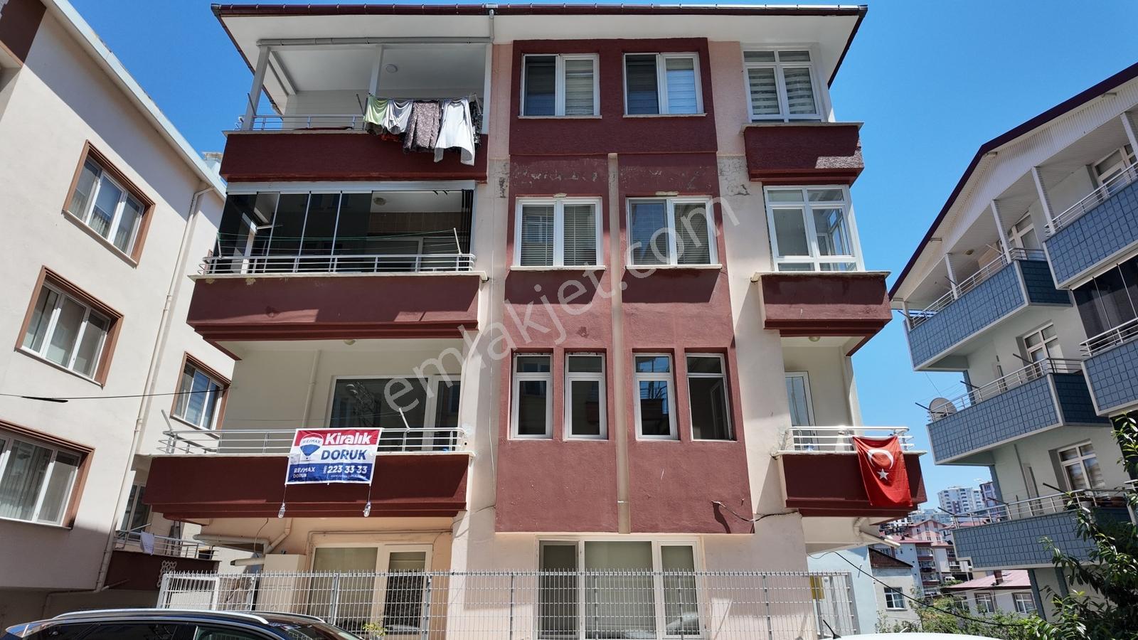 Eğitim Araştırma Hastanesi Yanı, İçi Yenilenmiş Geniş 3+1