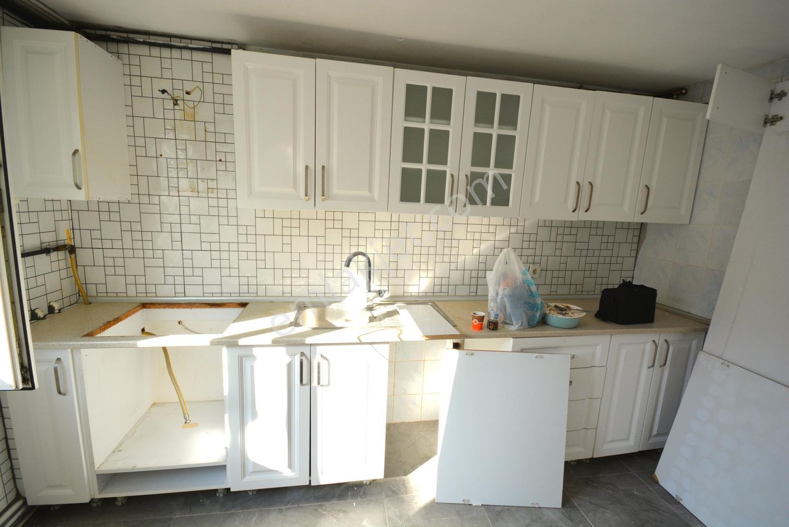 Kiralık Daire 4+1 Üst Kat 120 M2 Konumu Güzel Asansör Yok - Görsel 7