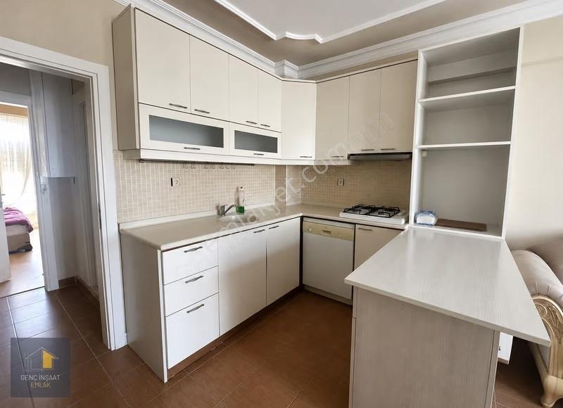 Karasu'da Havuzlu Sitede Havuz Manzaralı Ara Kat 2+1 Daire - Görsel 8