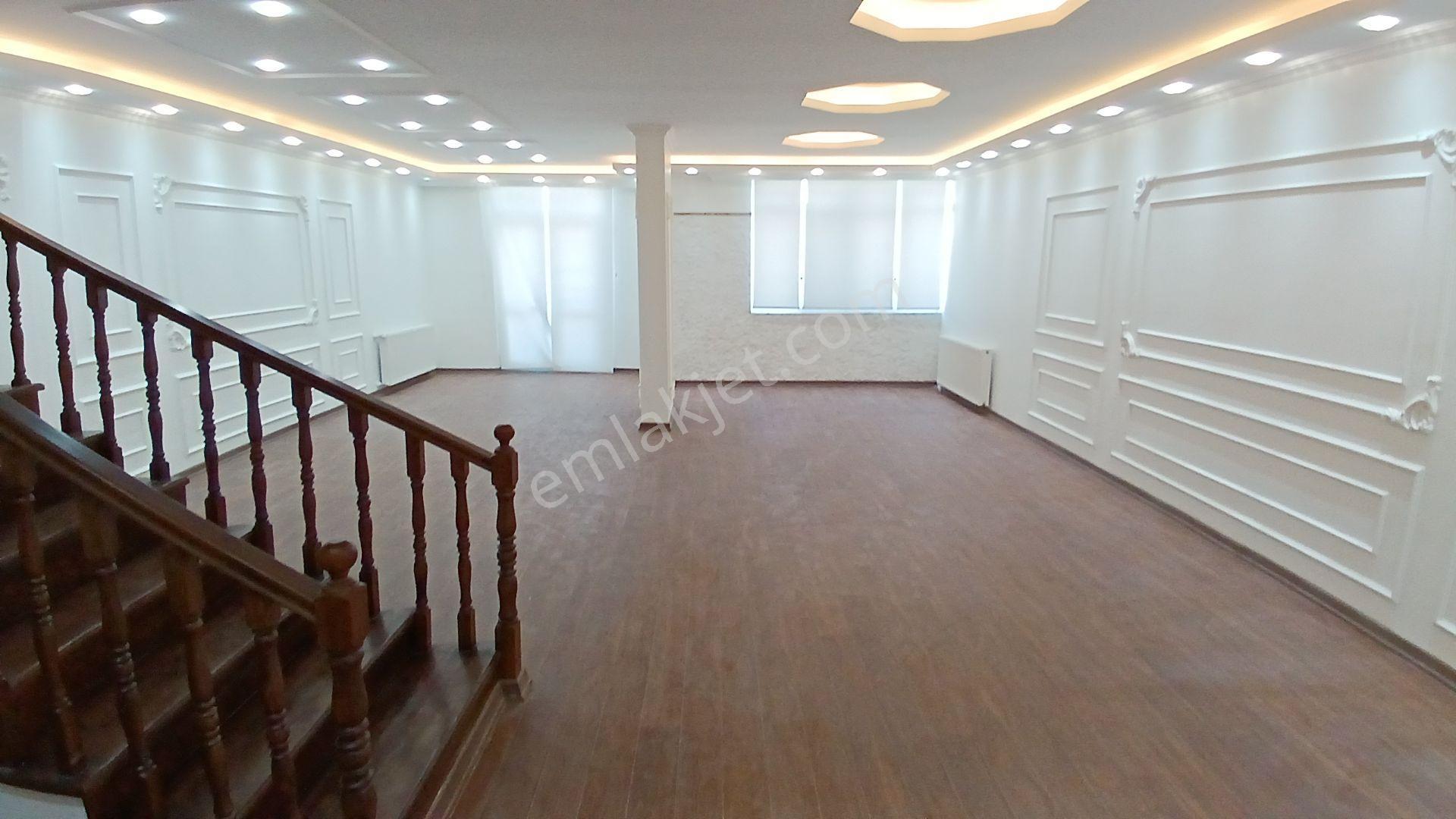 Polat Emlak...site İçerisinde, Tamamen Yenilenmiş Köşe Villa - Görsel 15