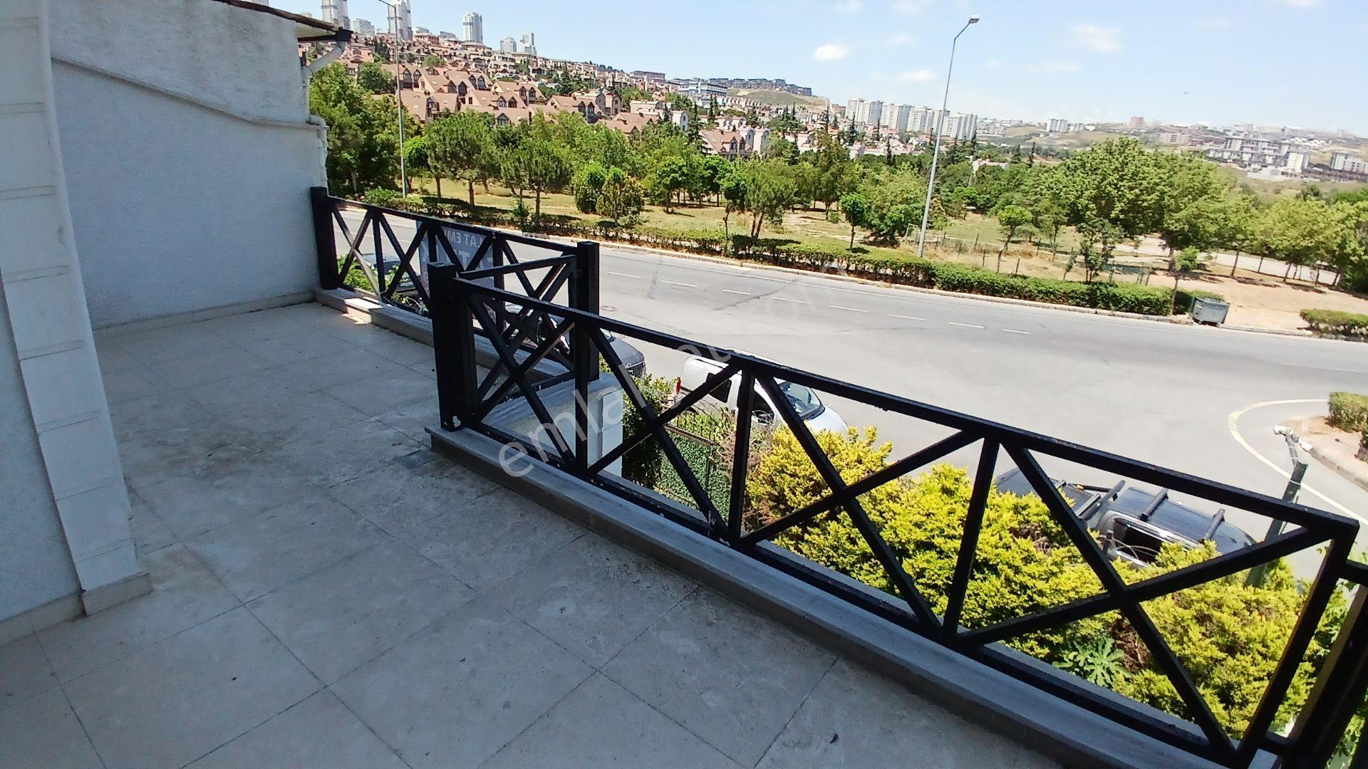 Polat Emlak...site İçerisinde, Tamamen Yenilenmiş Köşe Villa - Görsel 11