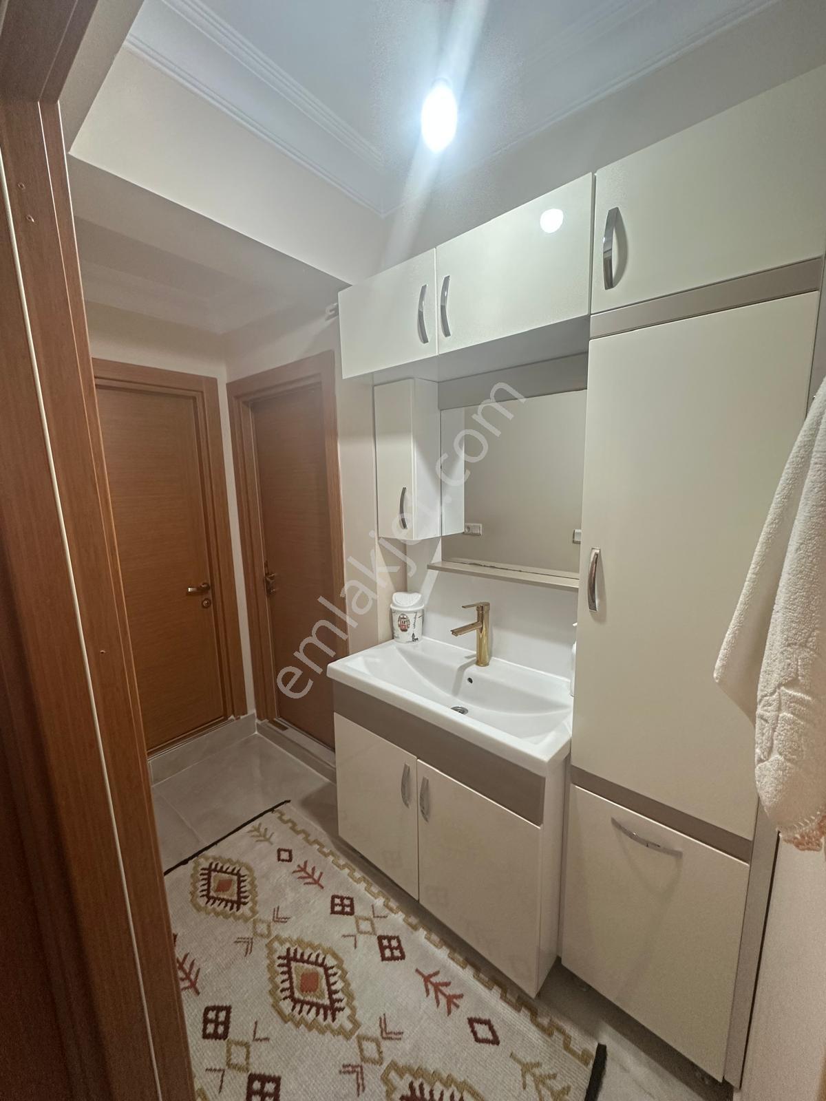Bahçelievler 18yıllık 140m² Siyavuşpaşa Mah 3.kat 3+1 Asansörlü - Görsel 15