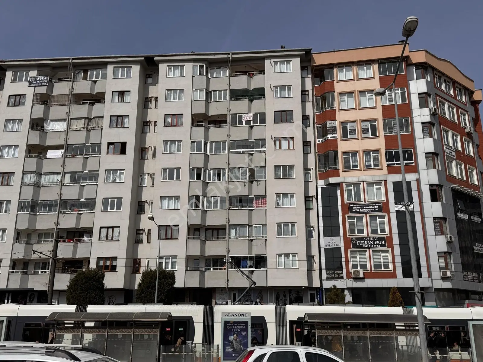 Pera'dan Cumhuriyet Blv Üzerinde Adliye Yakını Satılık 2+1 Daire